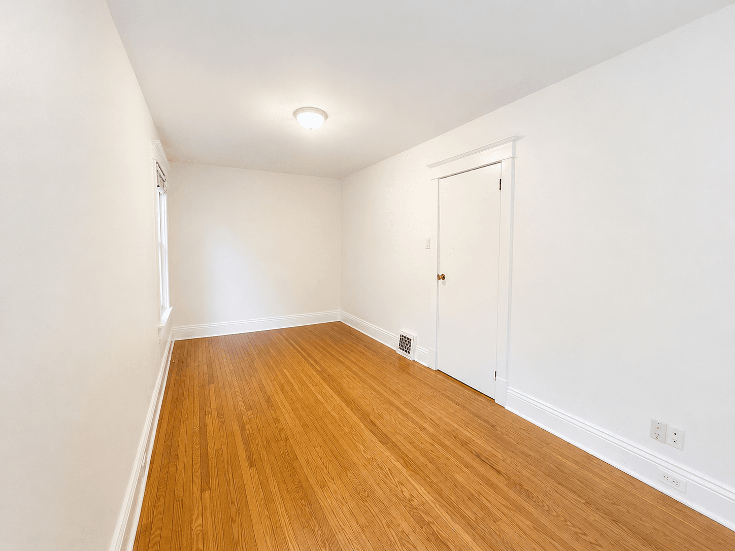 272 Stinson Crescent - Unit 1 - Photo 20