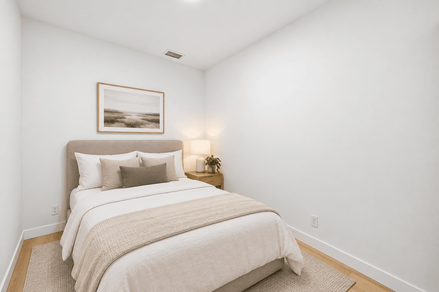 708 11 Ave SW - 2Bed 1 Bath - Photo 6