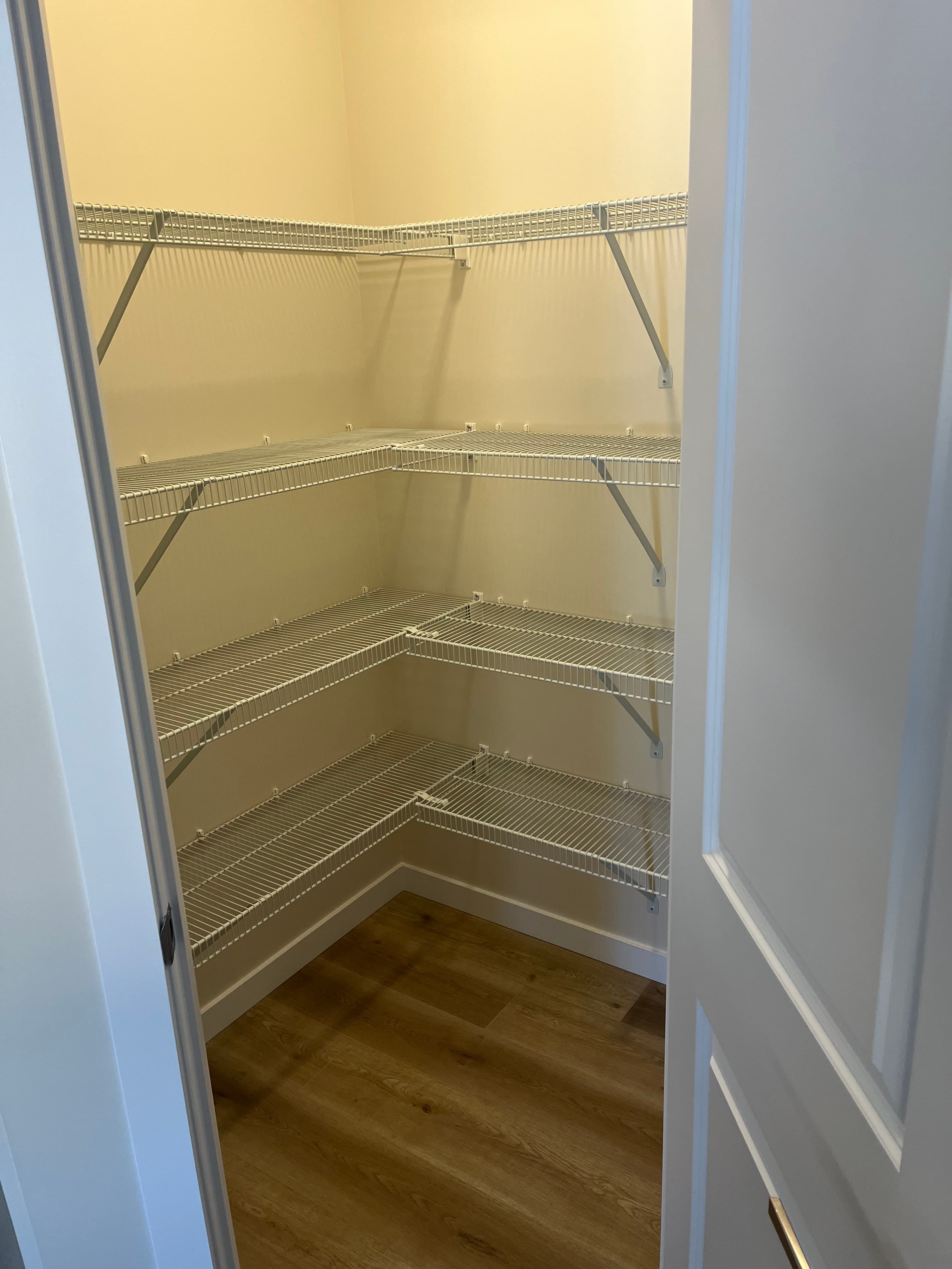 2205 Upper - Photo 3