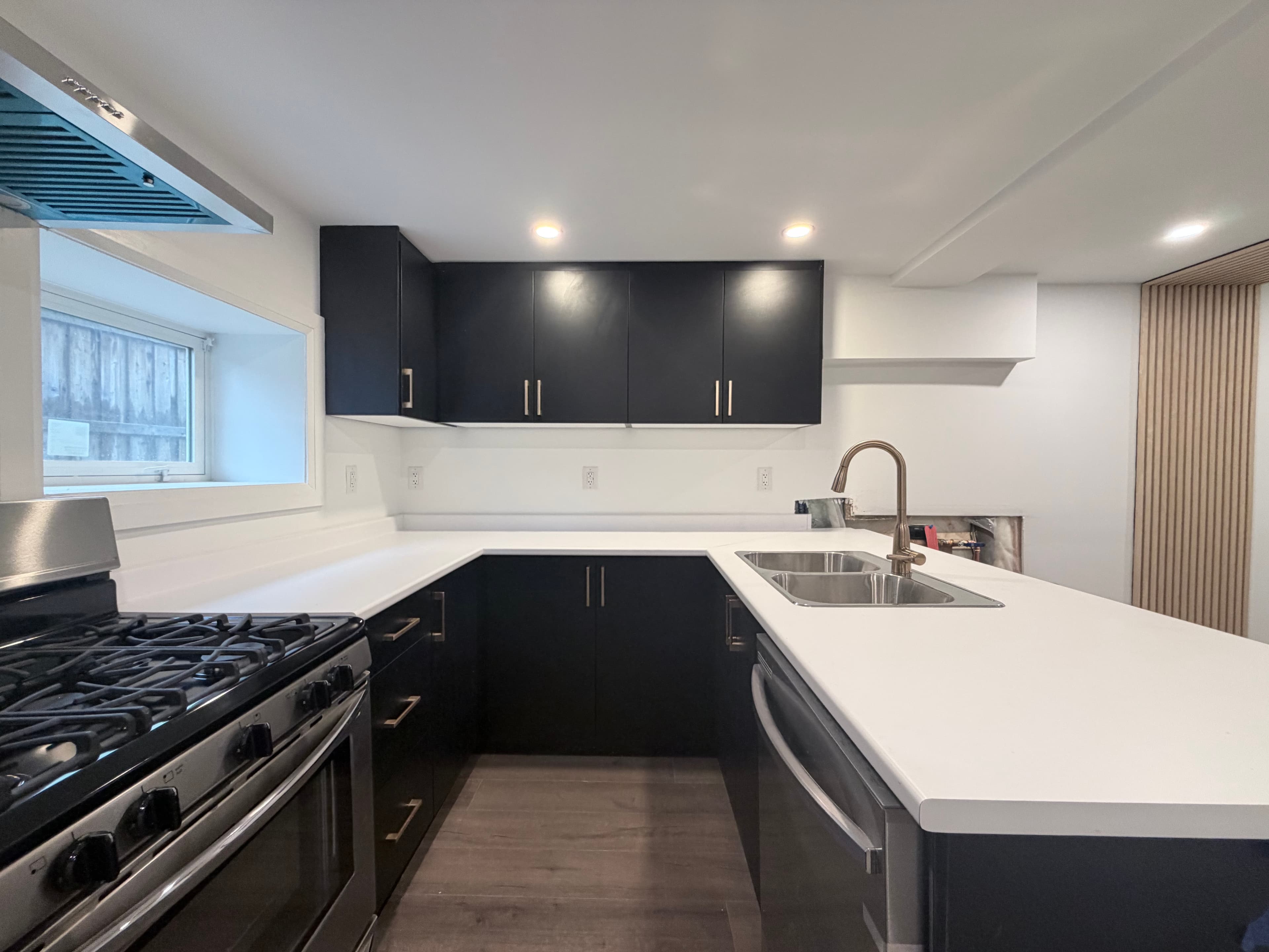 184 Ottawa- Basement - Photo 7