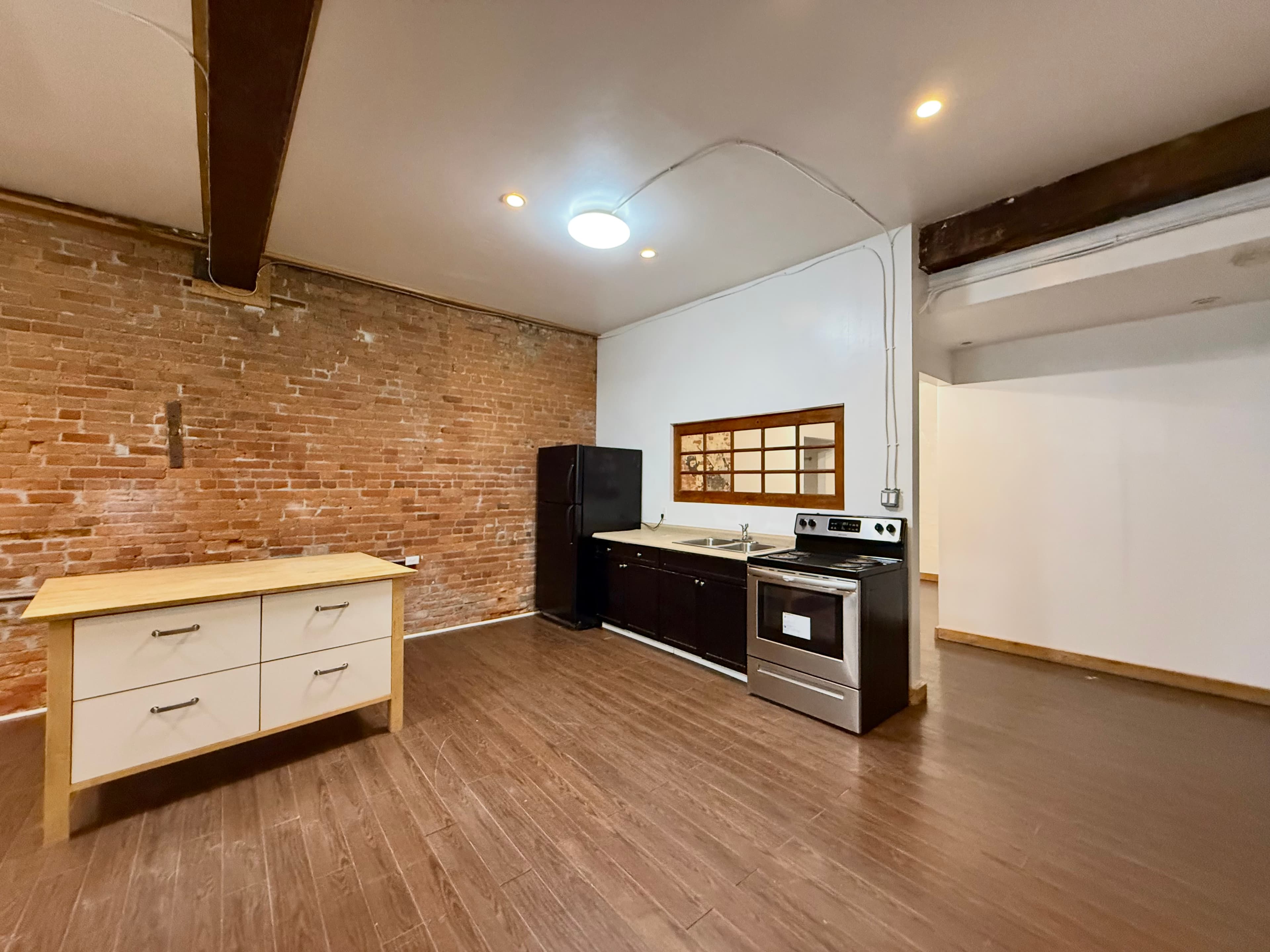 5 - 321 King Street East Hamilton Ontario L8N1C1 - Photo 2
