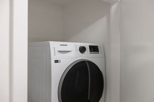 One53 - 1 Bed PROXY 399sf - Photo 23