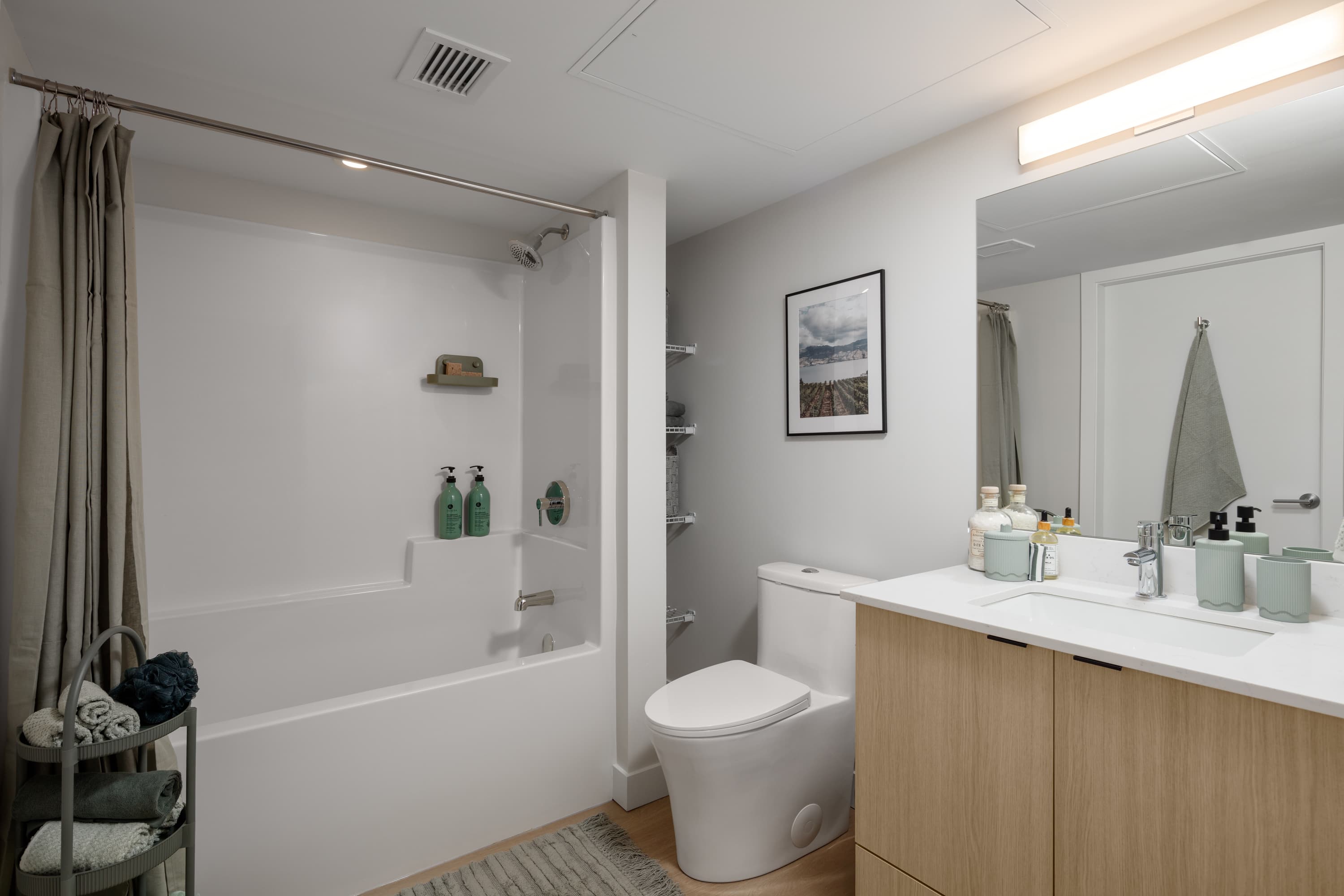 Spacious 1BR Ground-floor Apt in West Kelowna - 2 Months FREE Special - Available Now - Photo 8