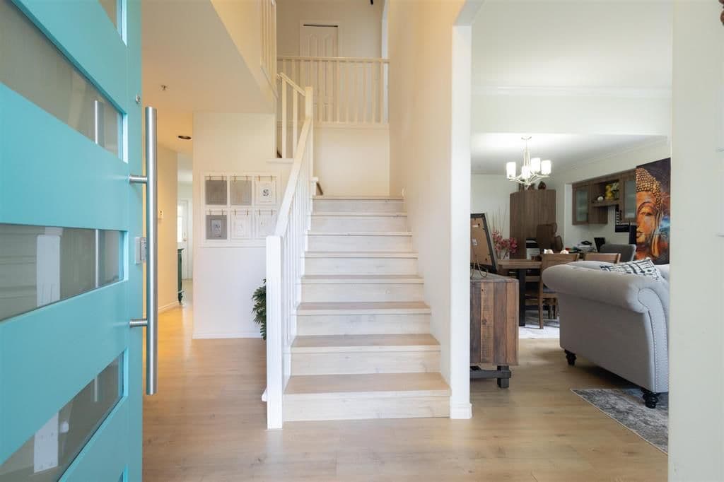 6739 178B st - Photo 2