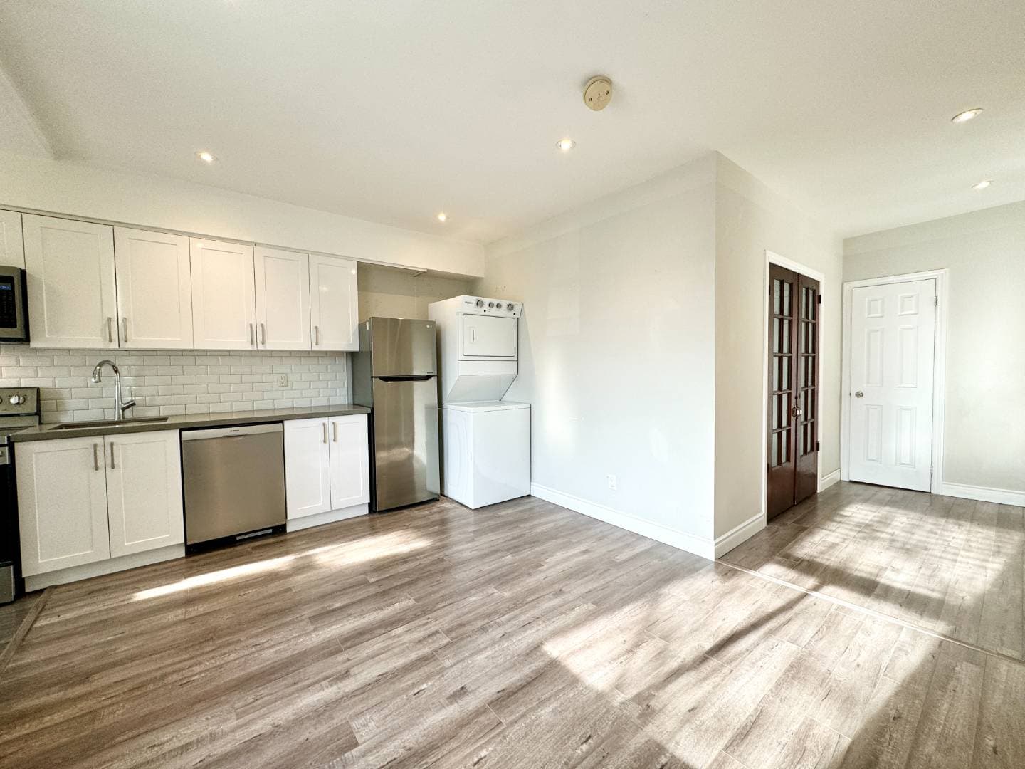 48 Dewhurst Blvd - Lower B - Photo 3