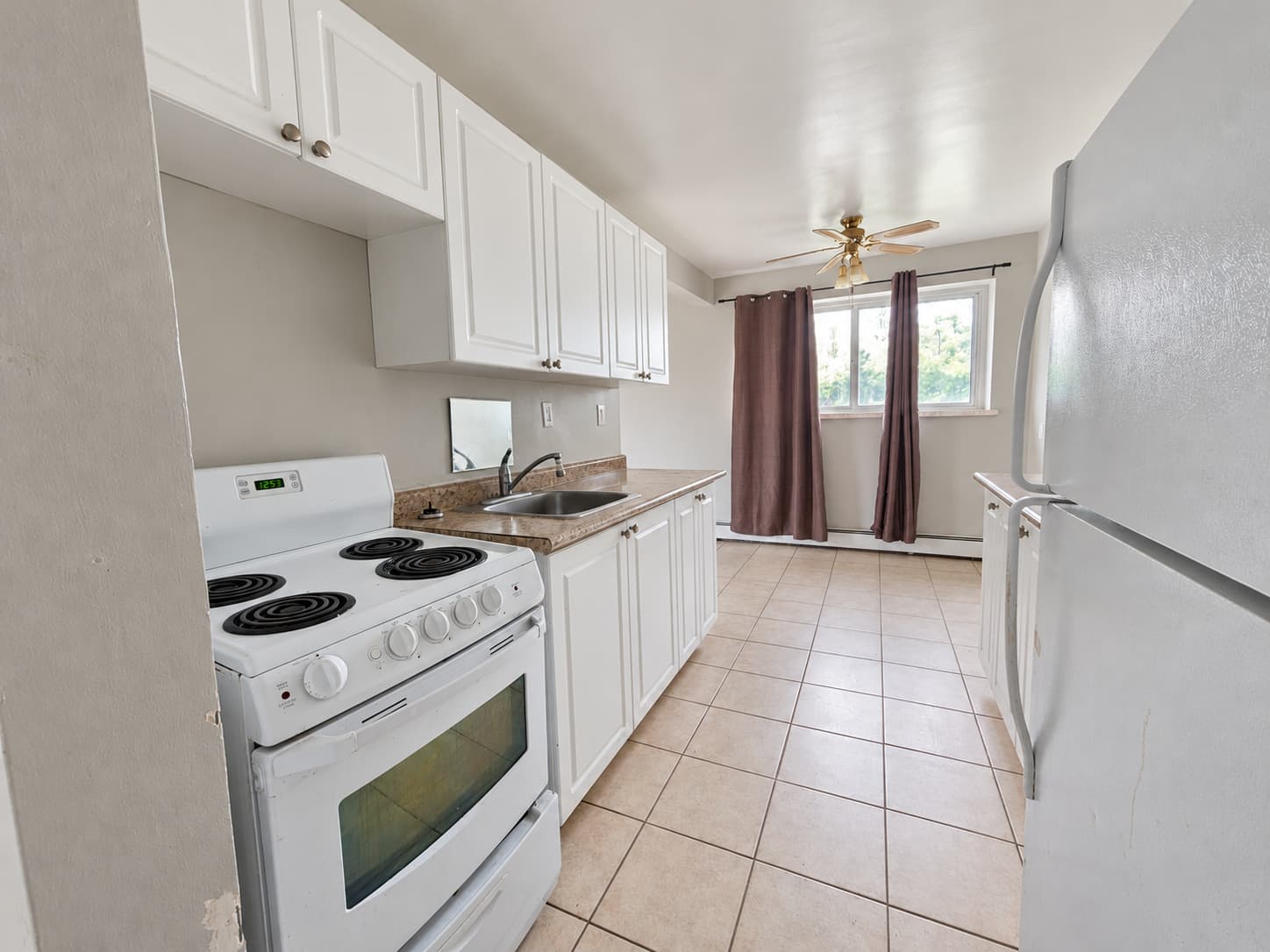 106-875 Colborne Rd Sarnia ON N7V 3K1
