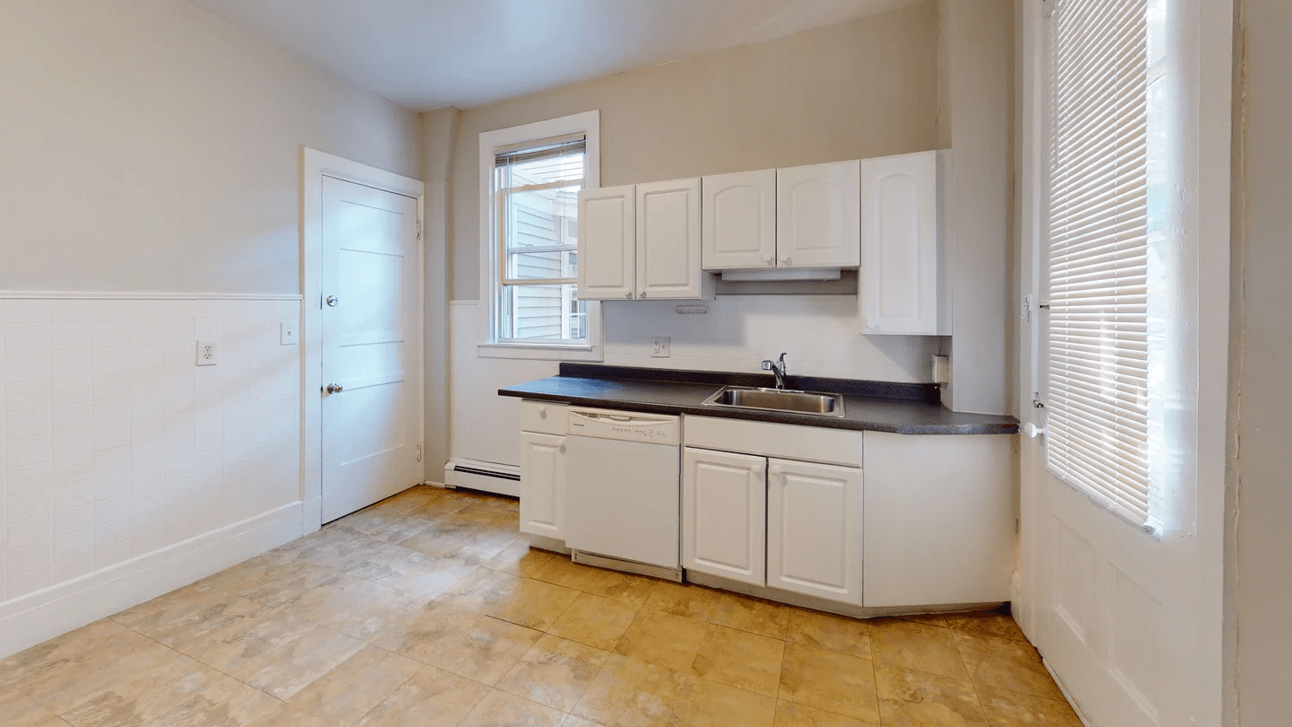 63 Dana St - 7 - Photo 4