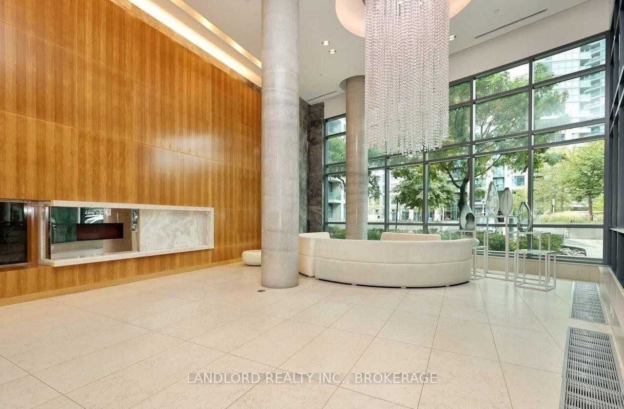 215 Fort York Blvd - 1910 - Photo 27