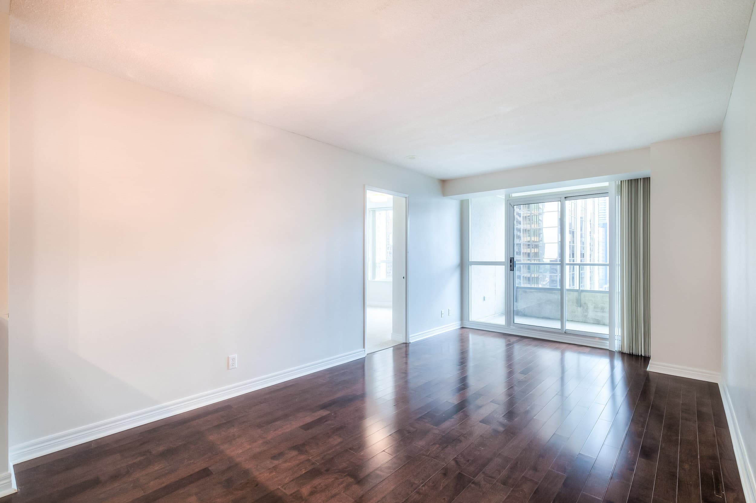23 Hollywood Ave - 1803 - Photo 9