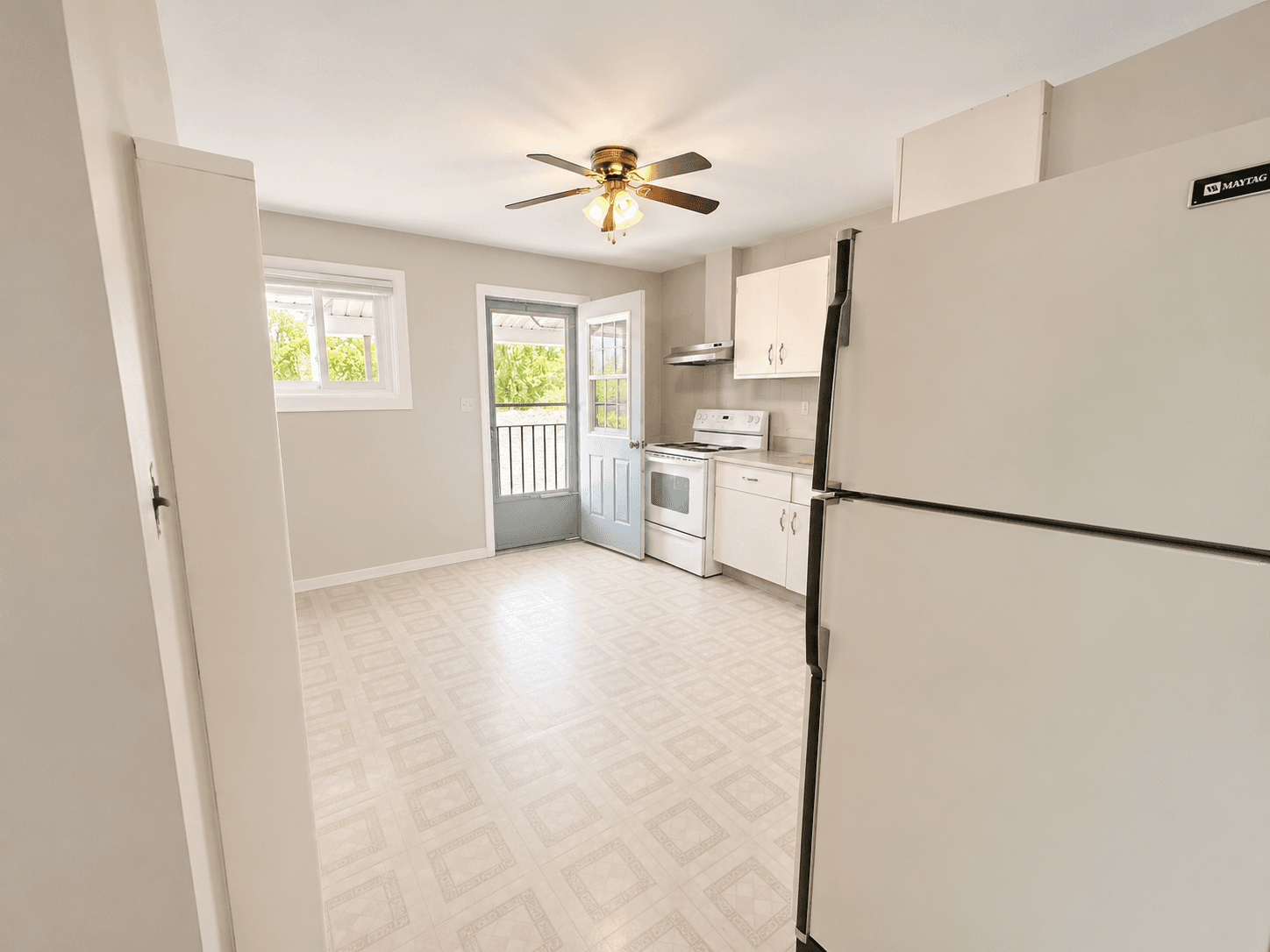 1572 North Shore Drive - Unit 1 - Photo 3