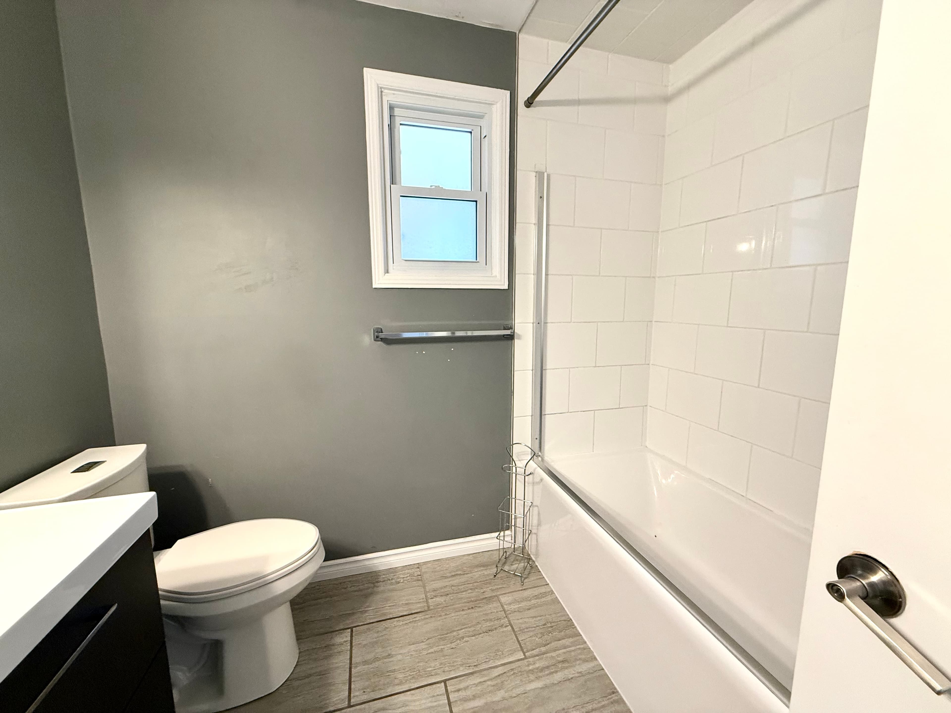 Main Unit - 19 Patricia St Thorold - Photo 10