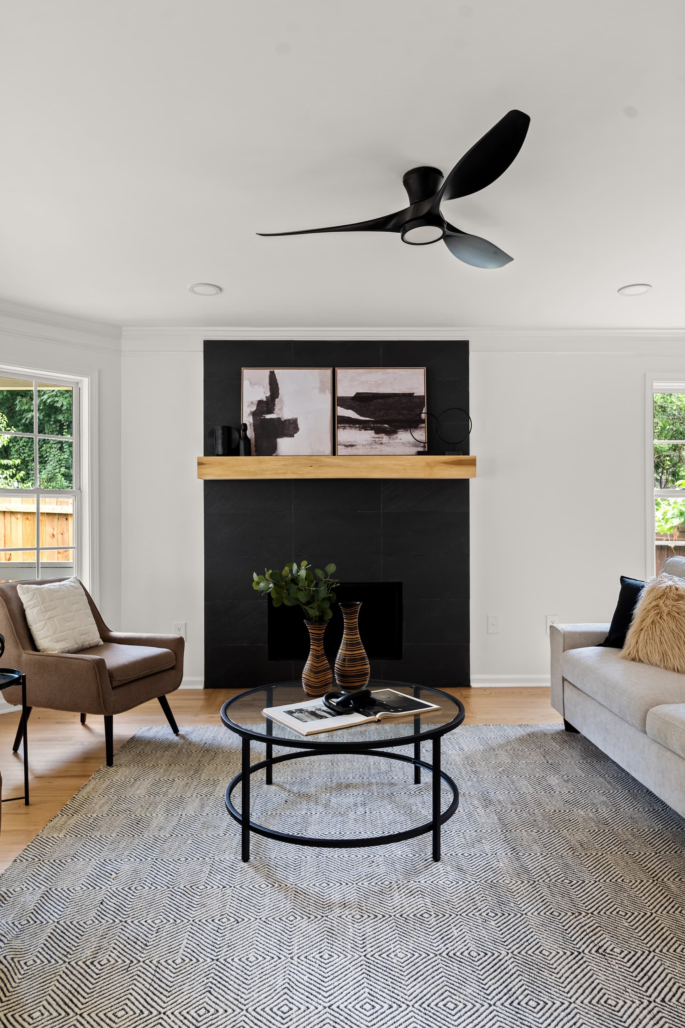 1232 Memorial - Photo 6