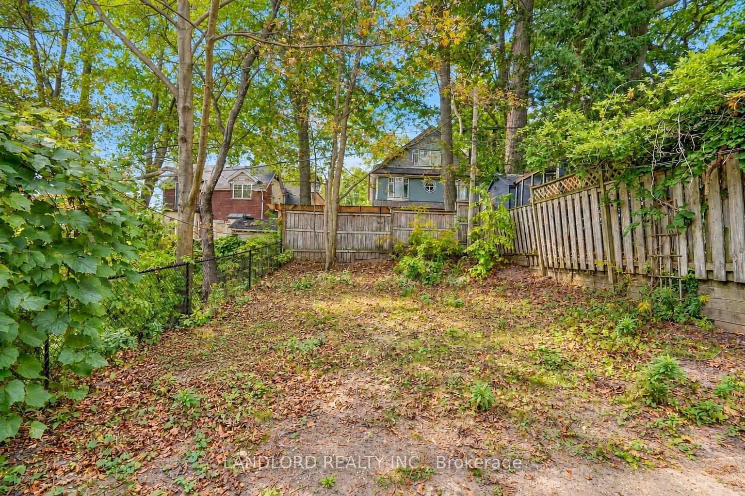92 Neville Park Blvd - 1 - Photo 17