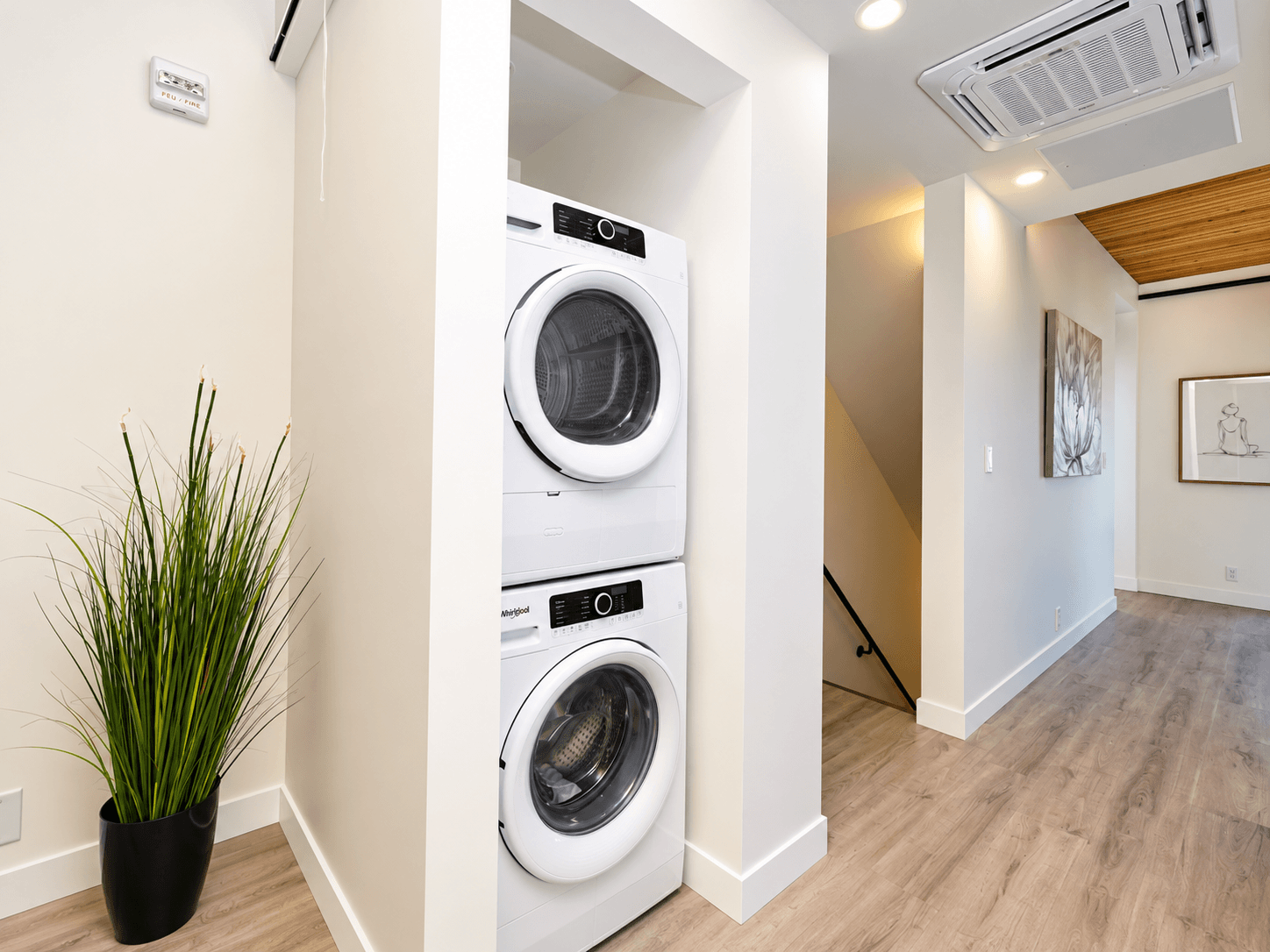 123 James Ave - 2Bed 1Bath - Photo 6