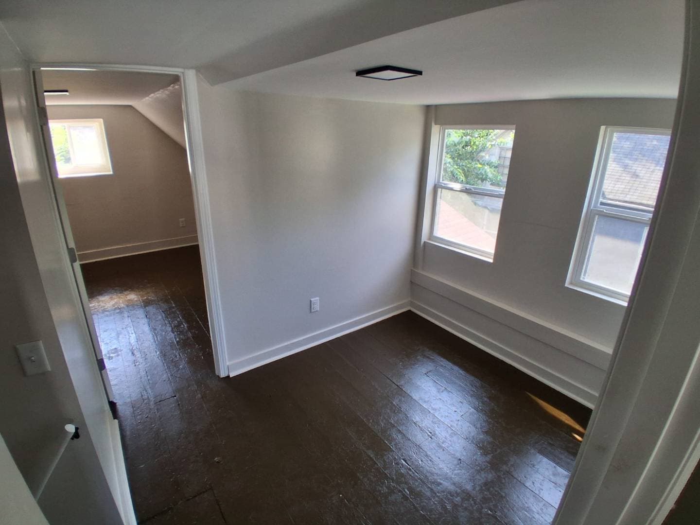 309 S 11th St - Photo 3