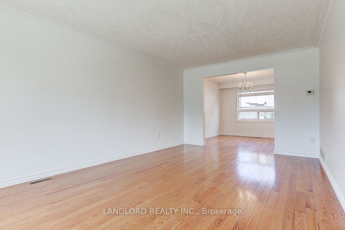 21 Pineway Blvd - Photo 8