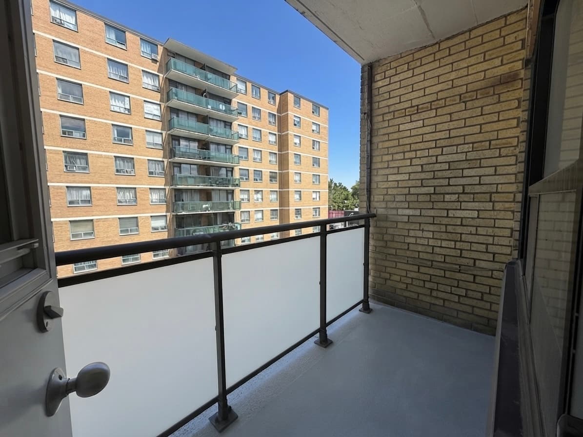 420 Eglinton Ave E - 406 - Photo 7