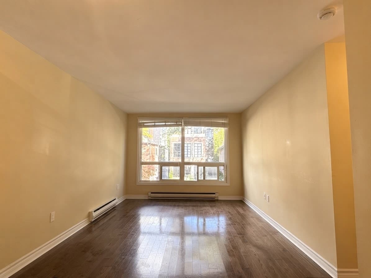 176 Howland Ave - 201 - Photo 3
