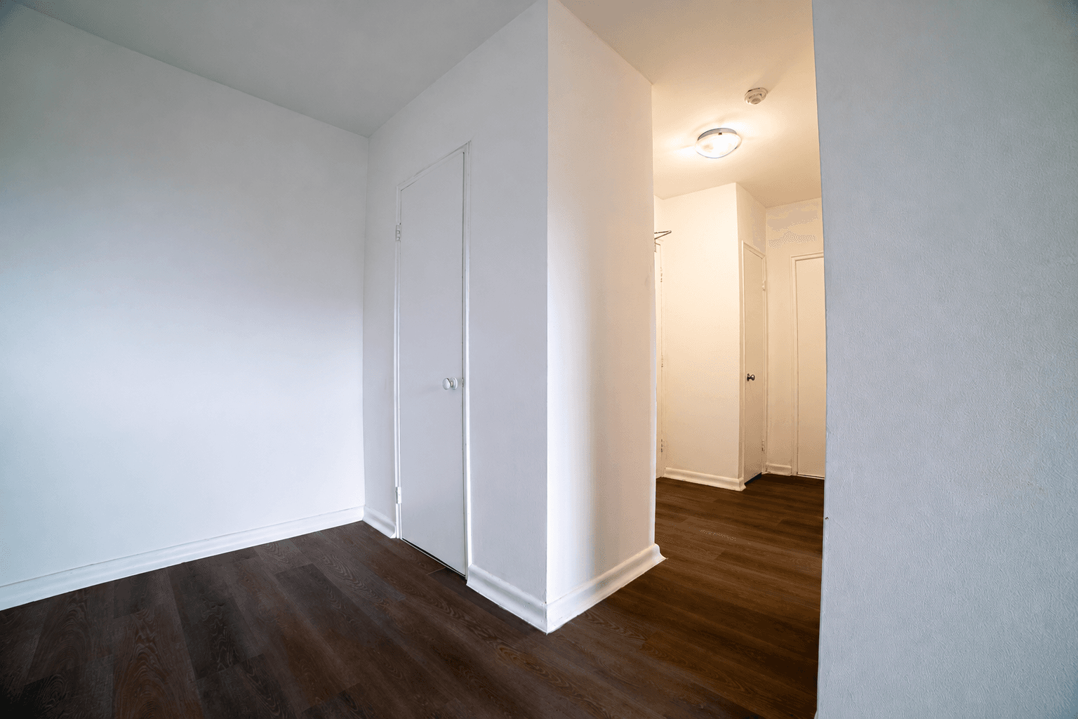 303 - Lakeshore Blvd W - Photo 7