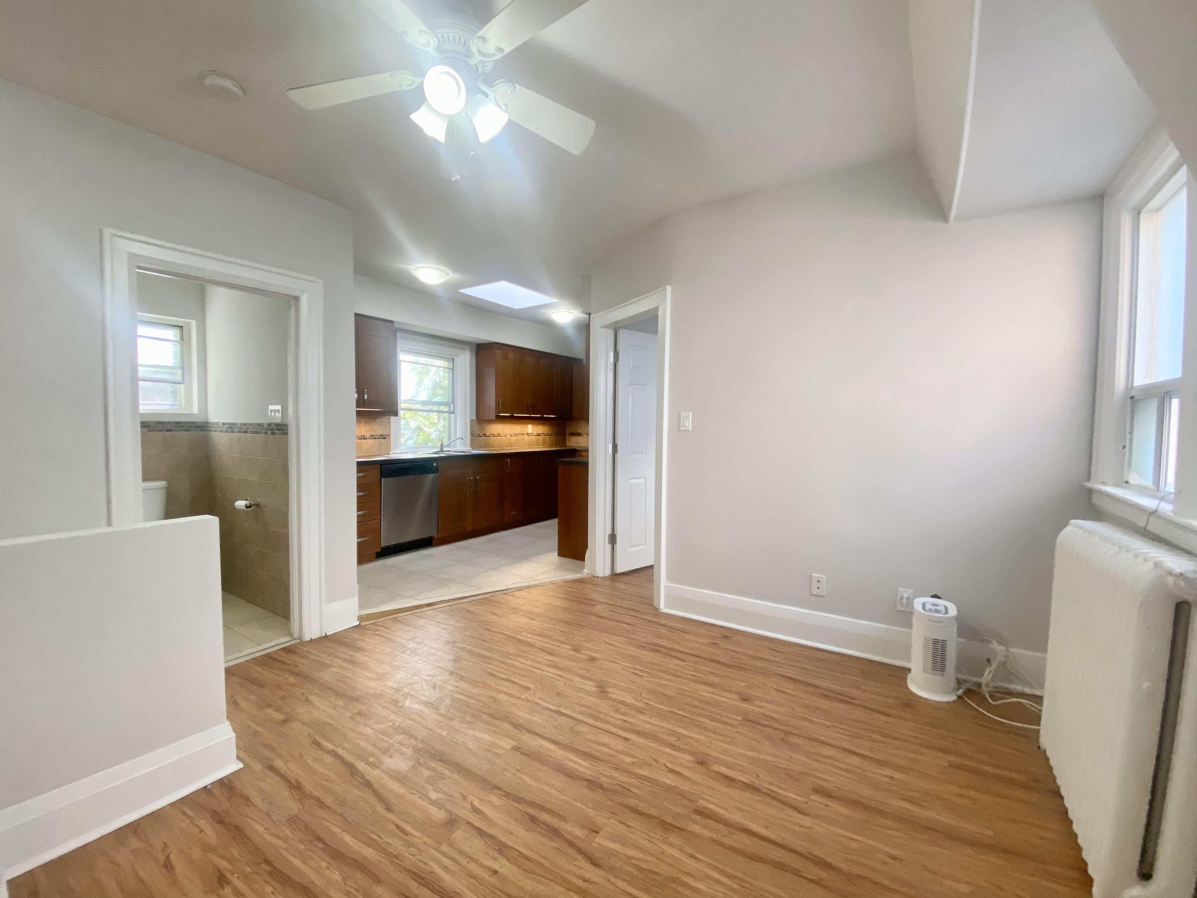 341 St Clair Ave W - Suite E - Photo 6