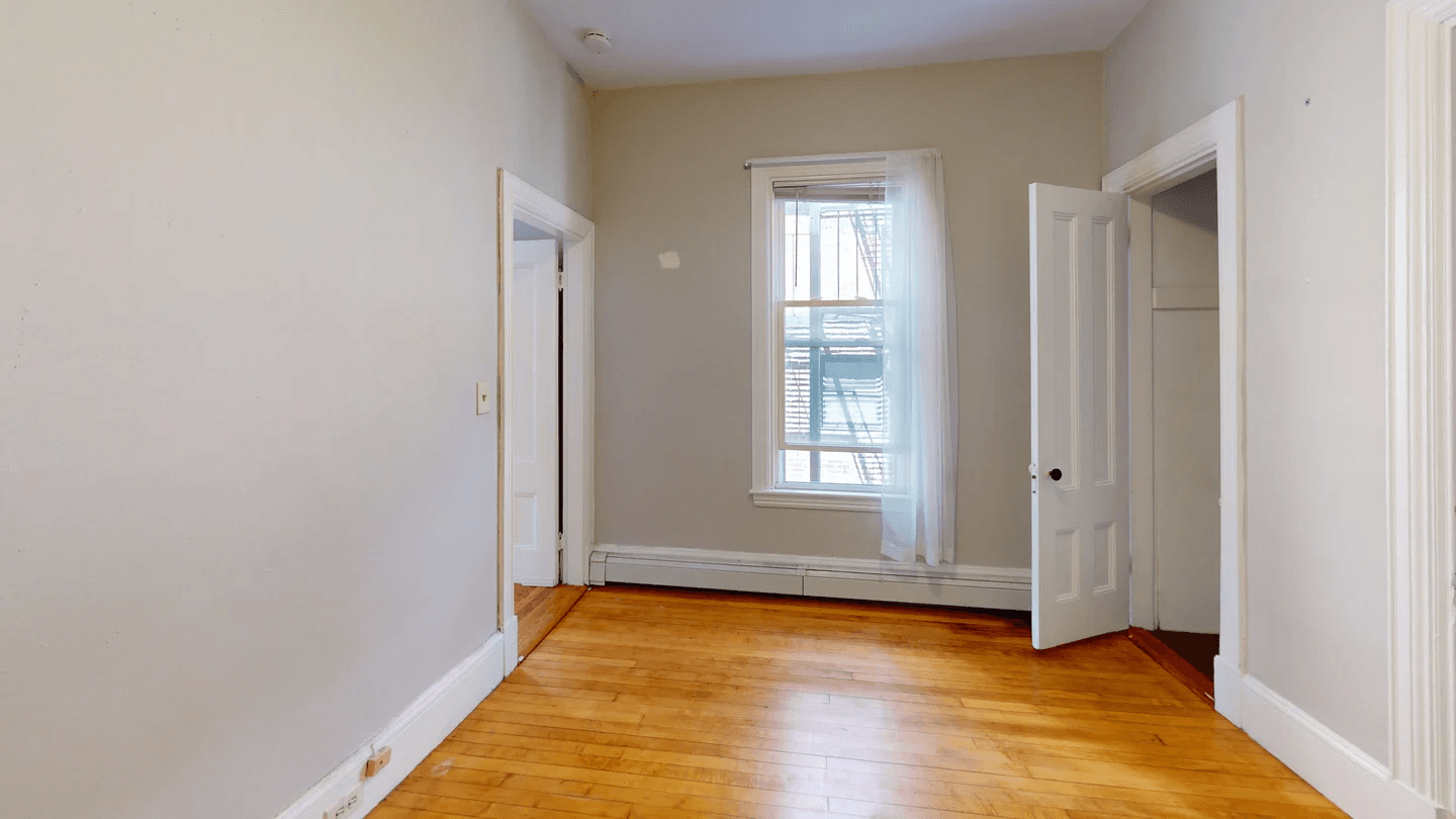 63 Dana St - 9 - Photo 5