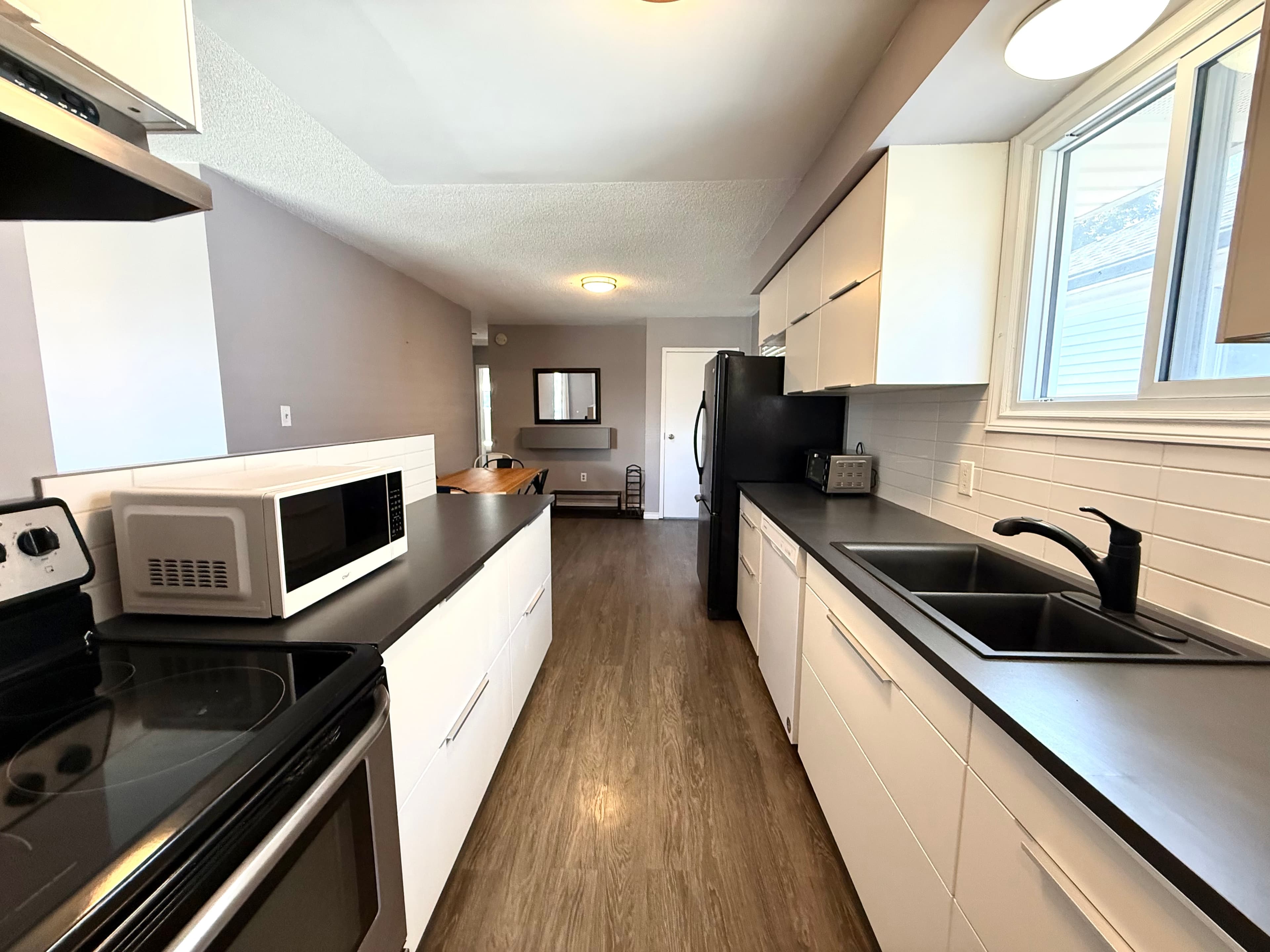 Main Unit - 19 Patricia St Thorold - Photo 4