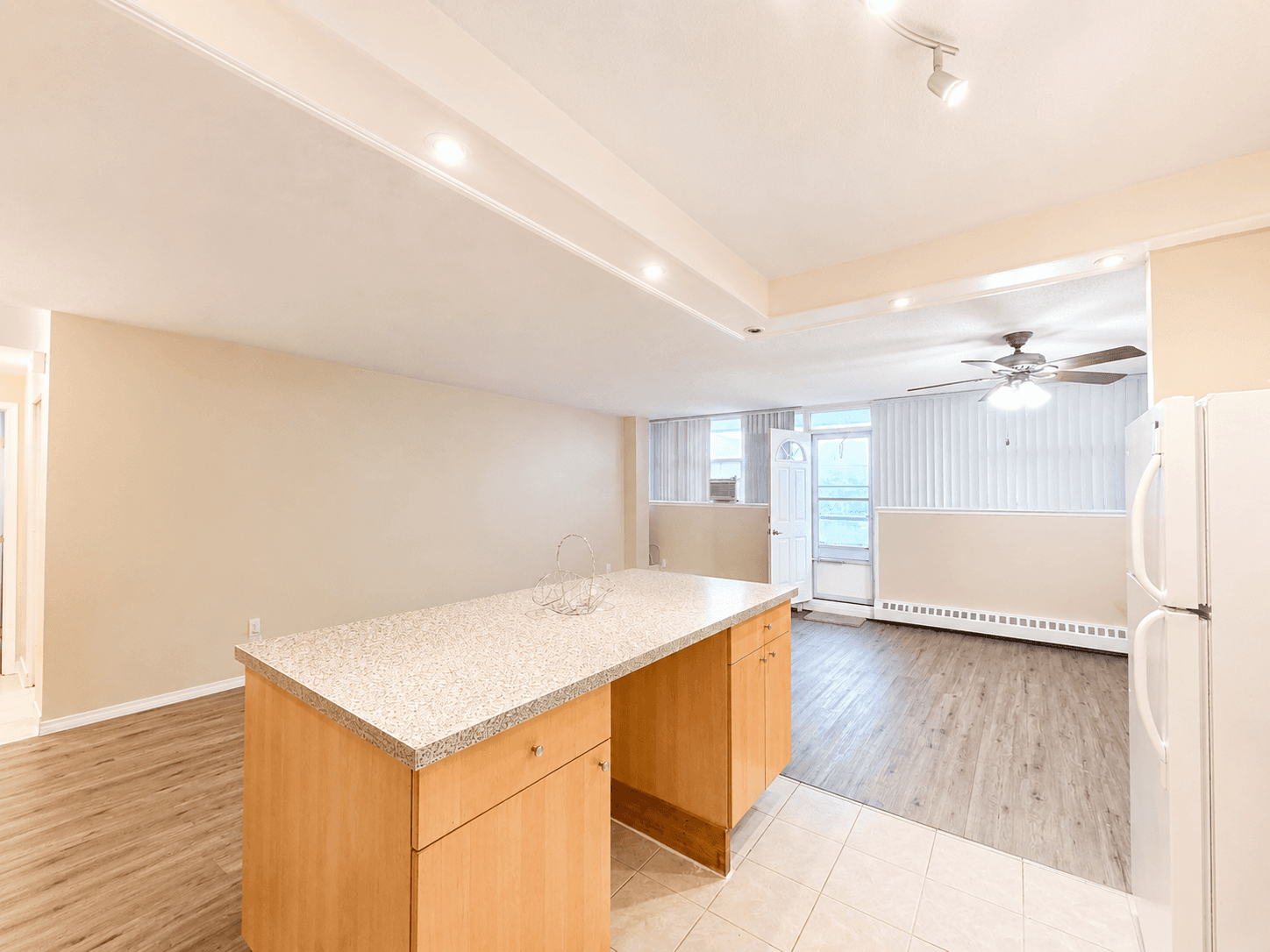 509 - 215 Glenridge Ave St Catharines ON - Photo 6