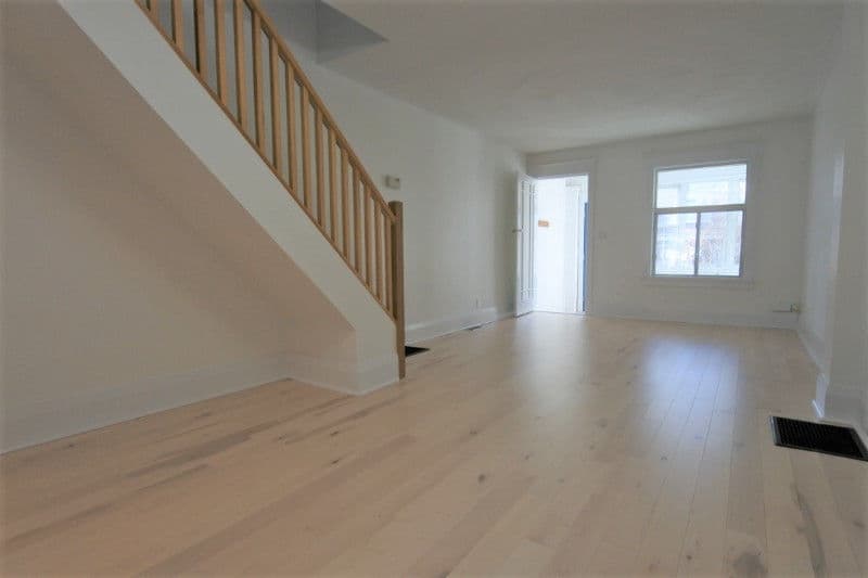 19A Hiawatha Rd - Main - Photo 2