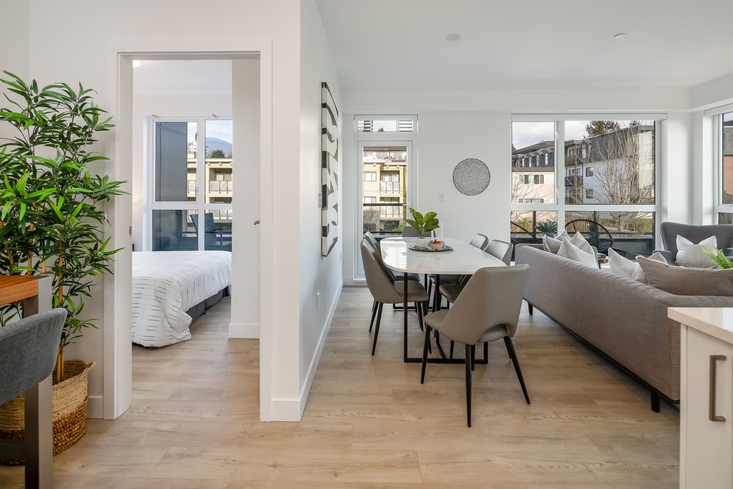 One53 - 2 Bed PROXY - Photo 9