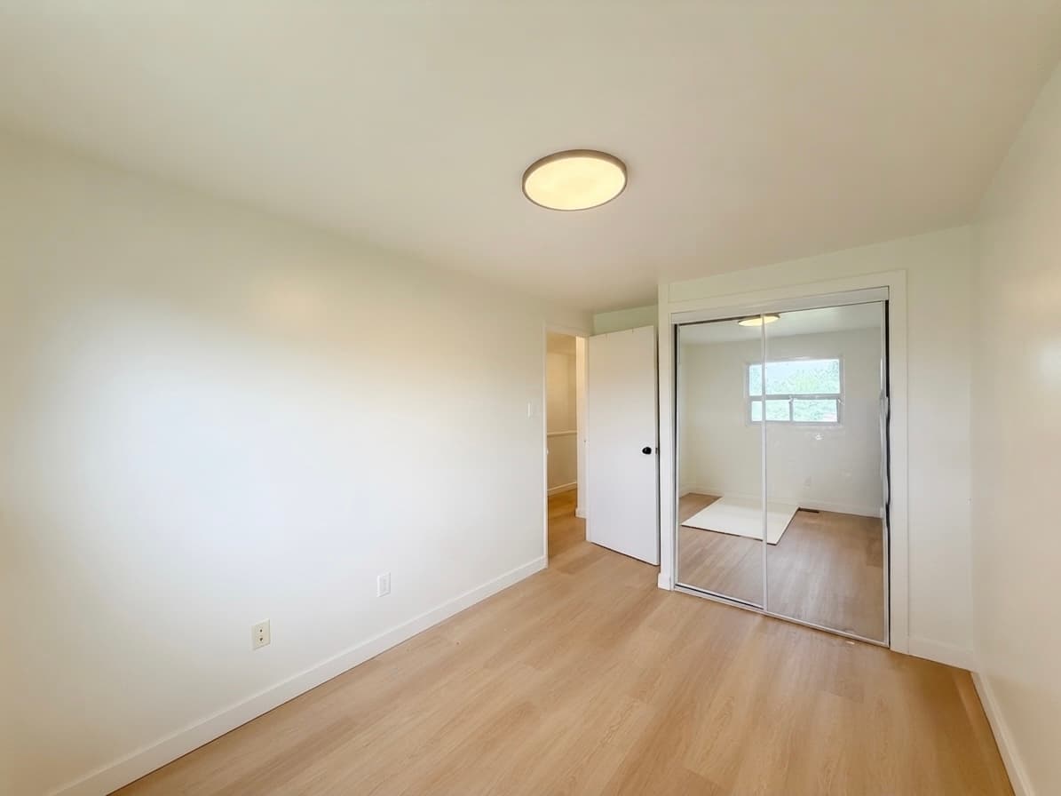2830 Midland Ave - 50 - Photo 12