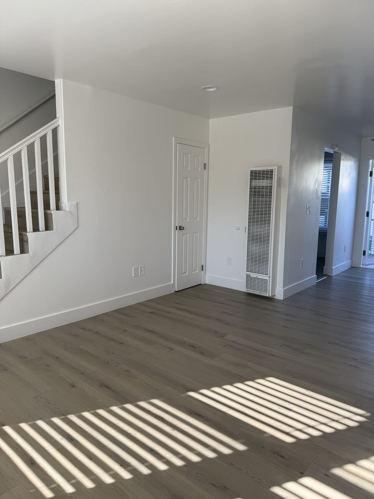 10519 Edison 3BR 1BA - Photo 8