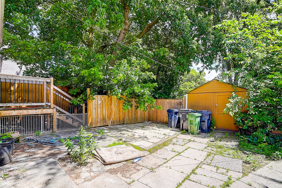 79 OConnor Dr - Lower - Photo 33
