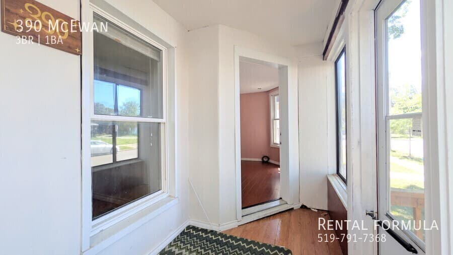 390 McEwan Ave - Photo 9