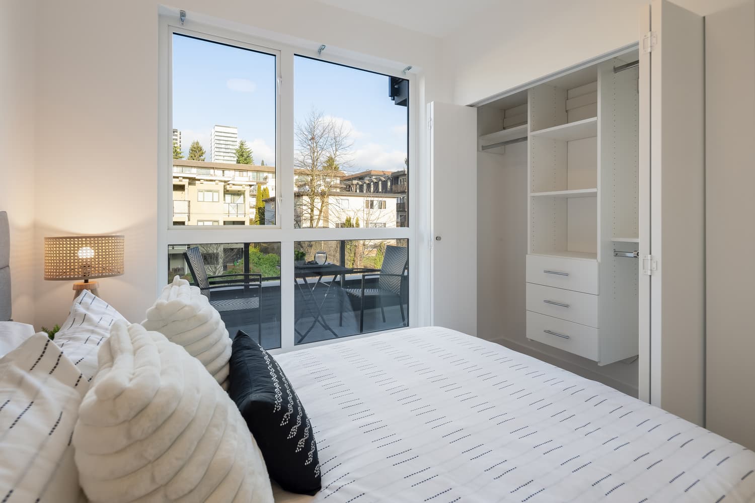 One53 - 2 Bed PROXY - Photo 17