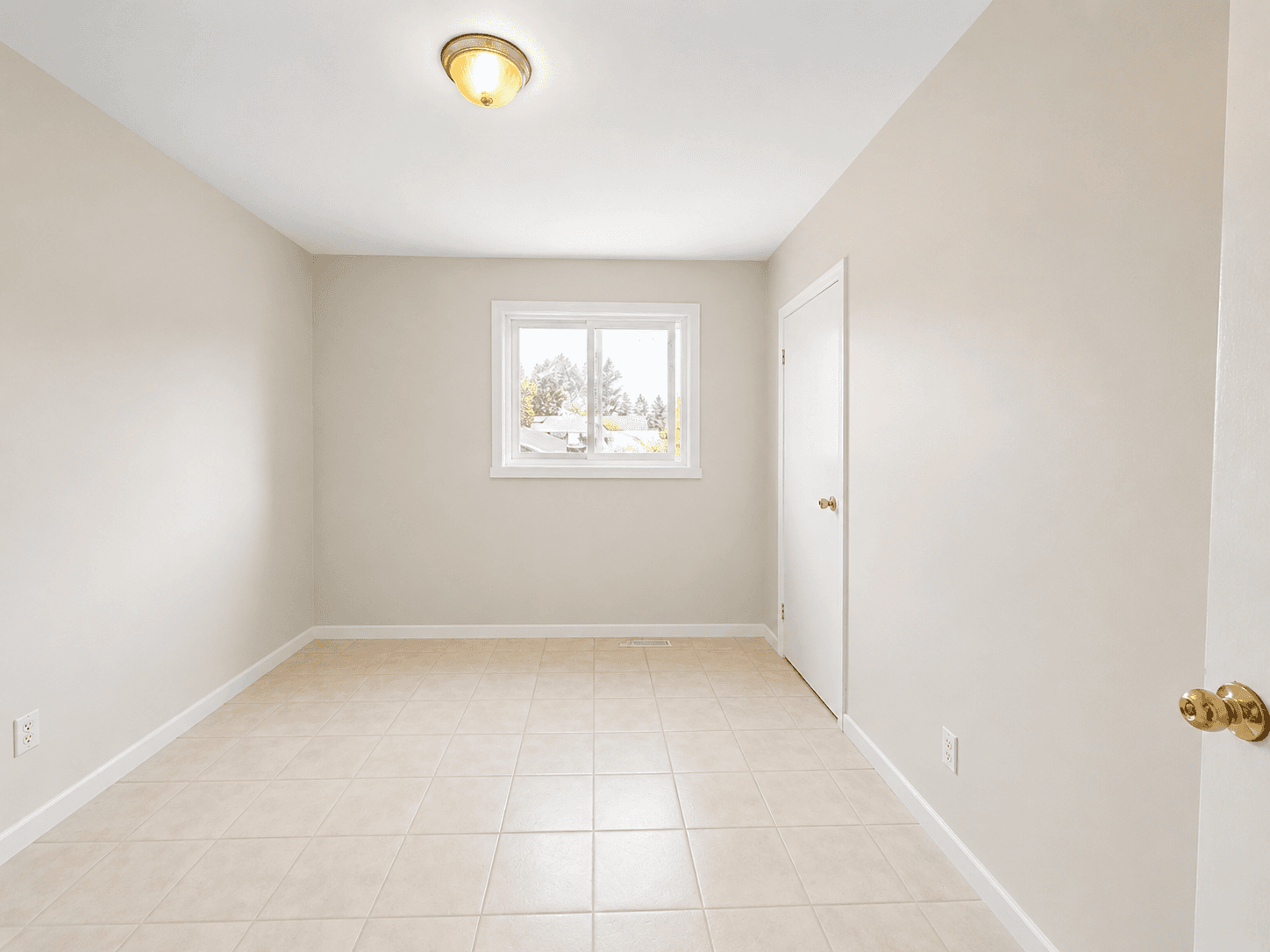1572 North Shore Drive - Unit 1 - Photo 5