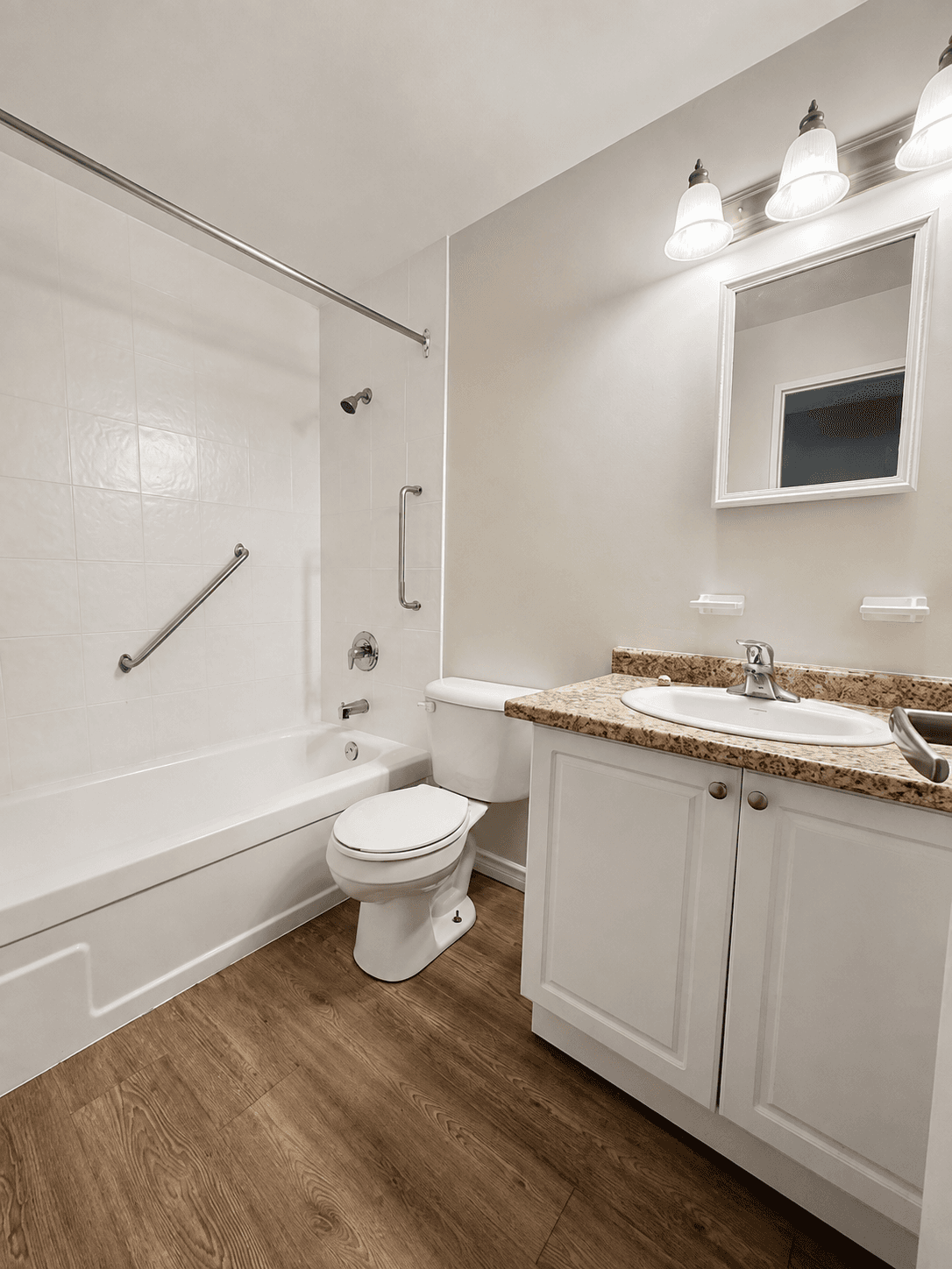 2 bedroom - 455 Sandys St Chatham ON N7L 4H2 - Photo 9
