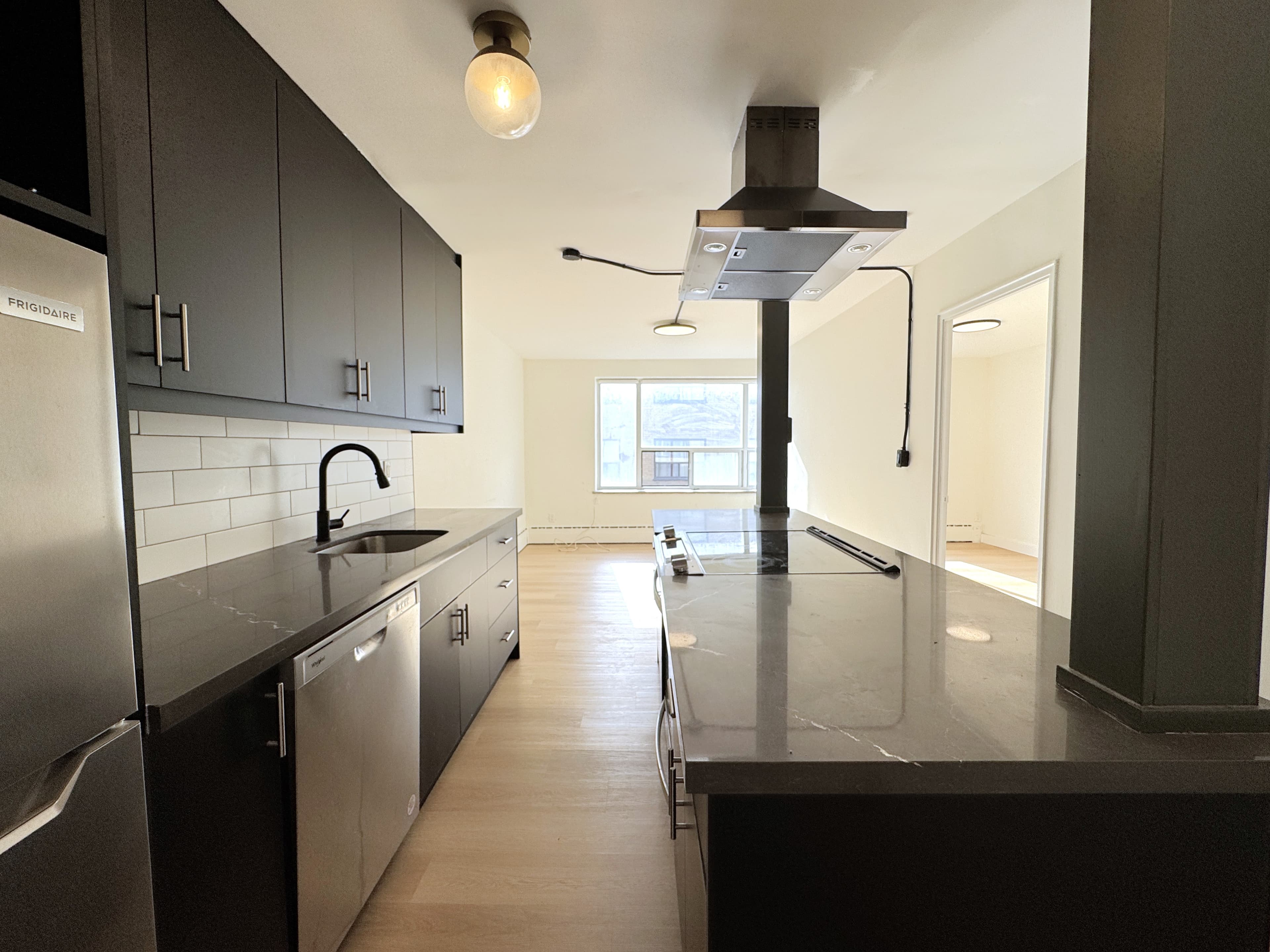 420 Eglinton Ave E - 508 - Photo 4