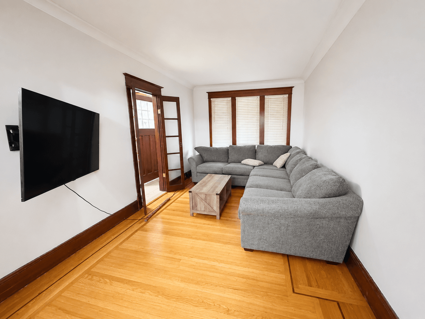 272 Stinson Crescent - Unit 1 - Photo 5