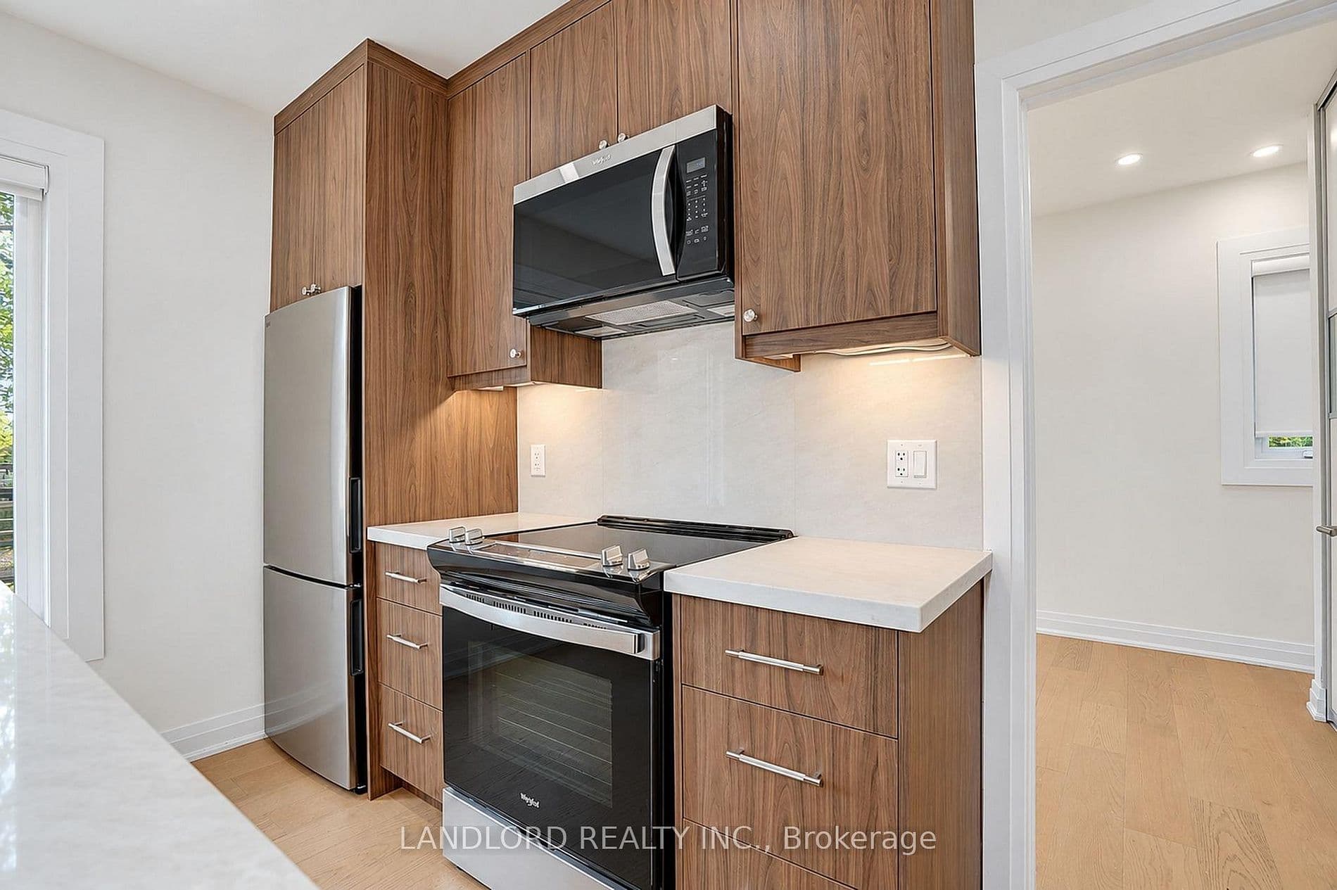 92 Neville Park Blvd - 1 - Photo 2