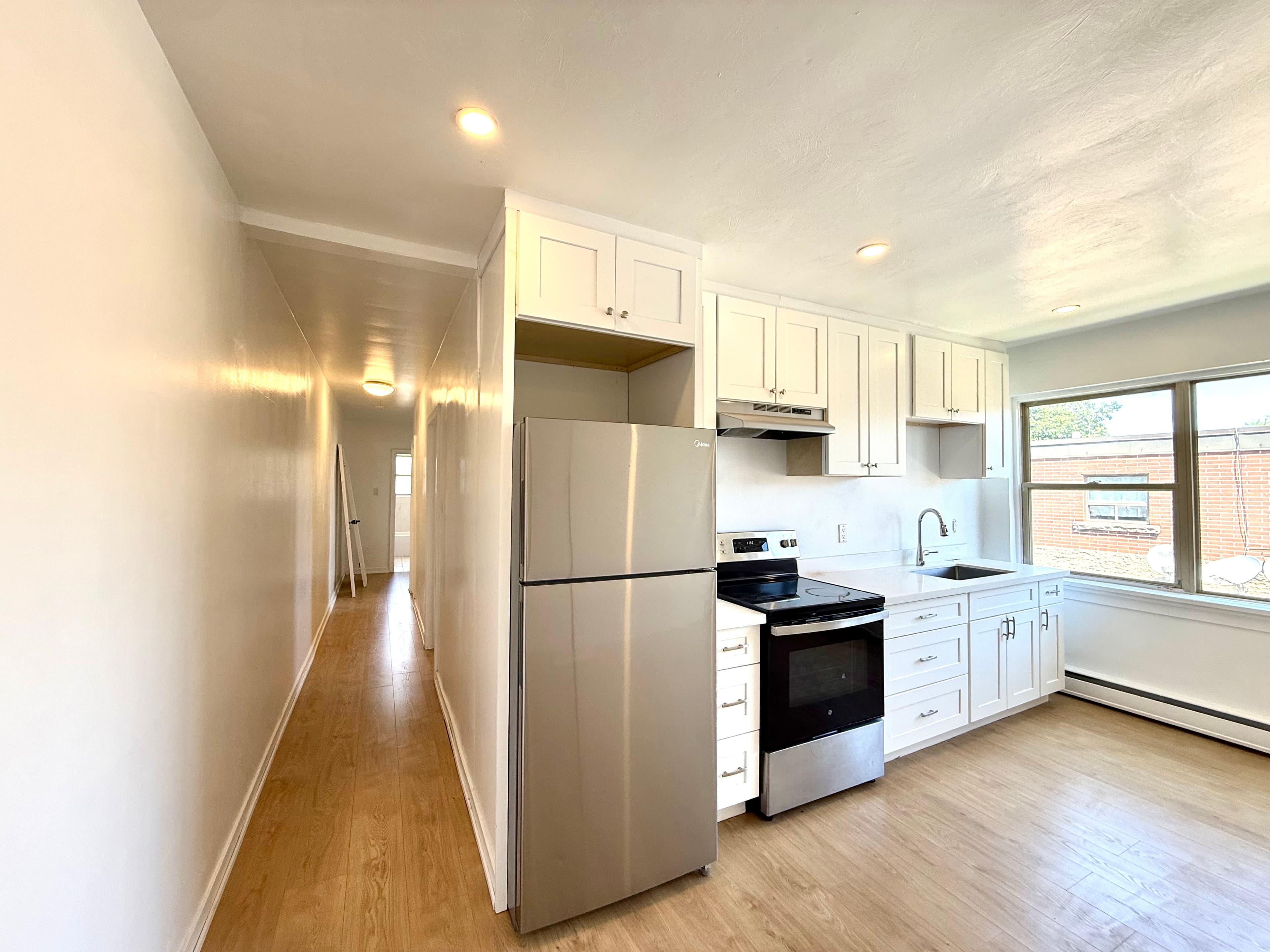 Unit 8 - 169 Park Row South Hamilton Ontario L8K2K1 - Photo 5