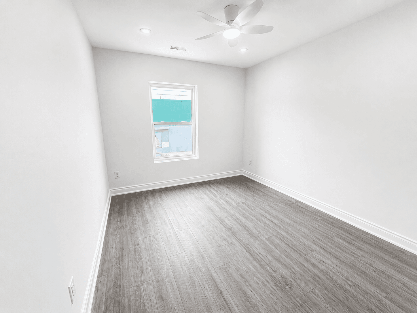 Unit 2 - 1127 Main St E - Photo 23