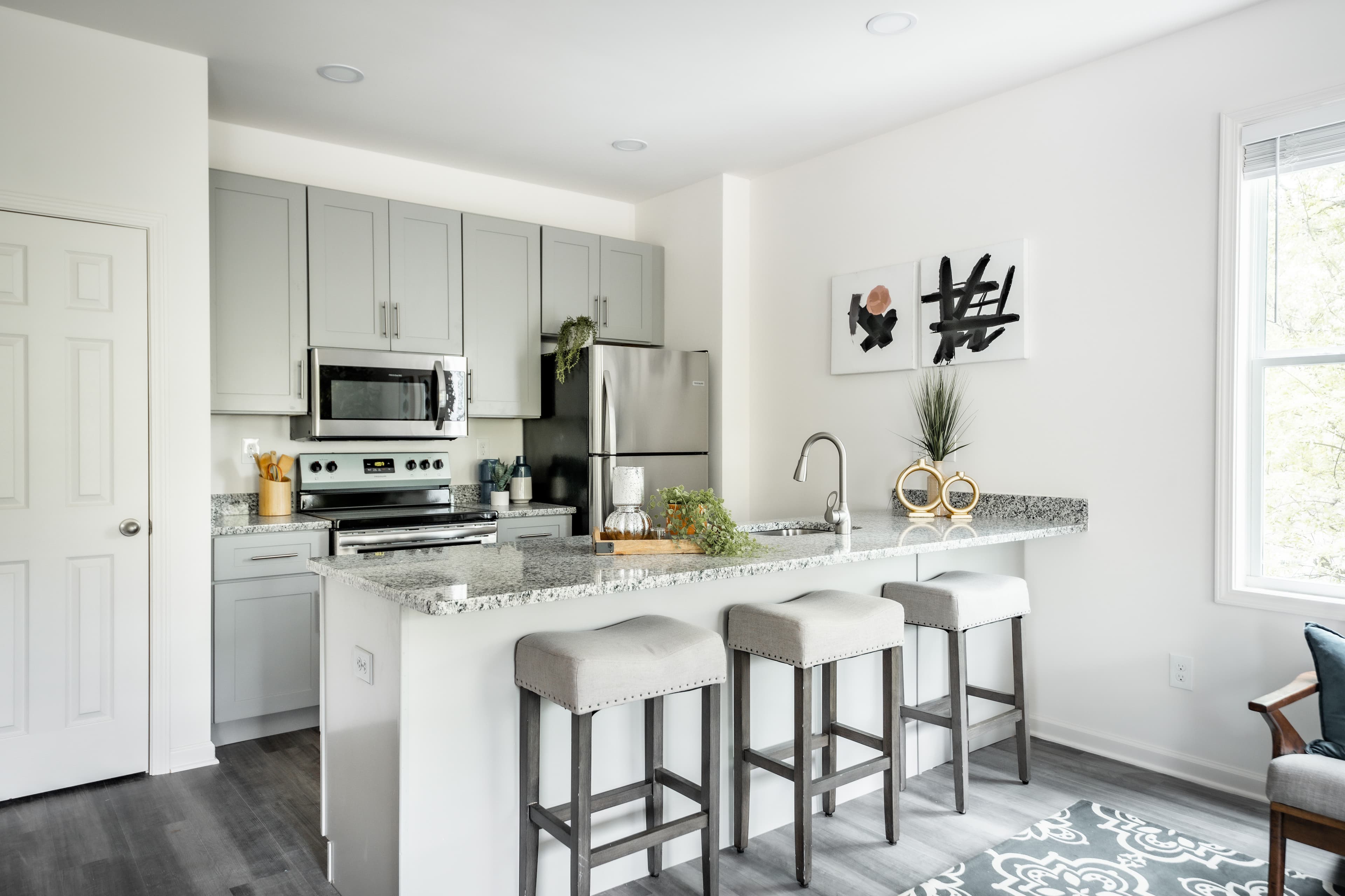 1351 Finley - Photo 2
