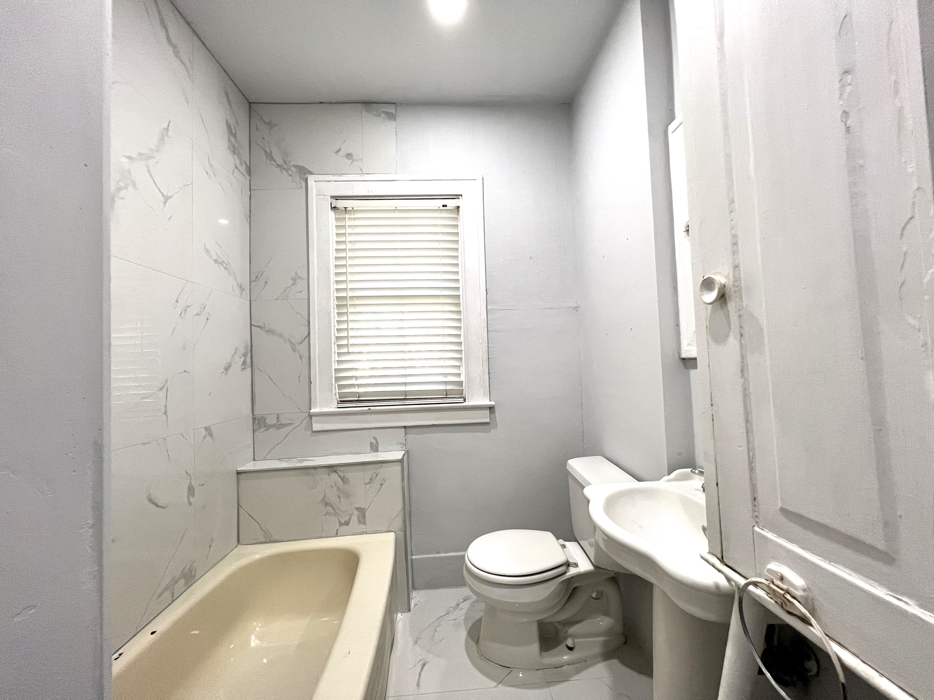 120 McEwan - Main Floor Unit - Photo 8