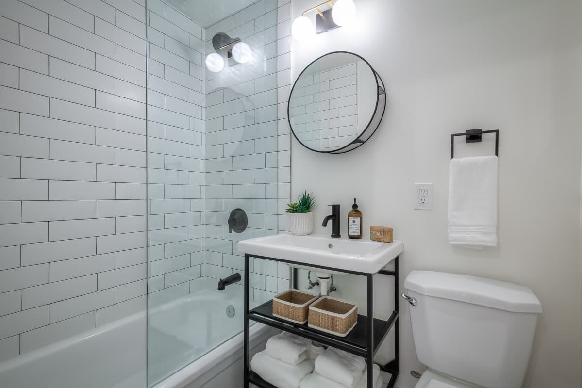 420 Eglinton Ave E - 107 - Photo 20