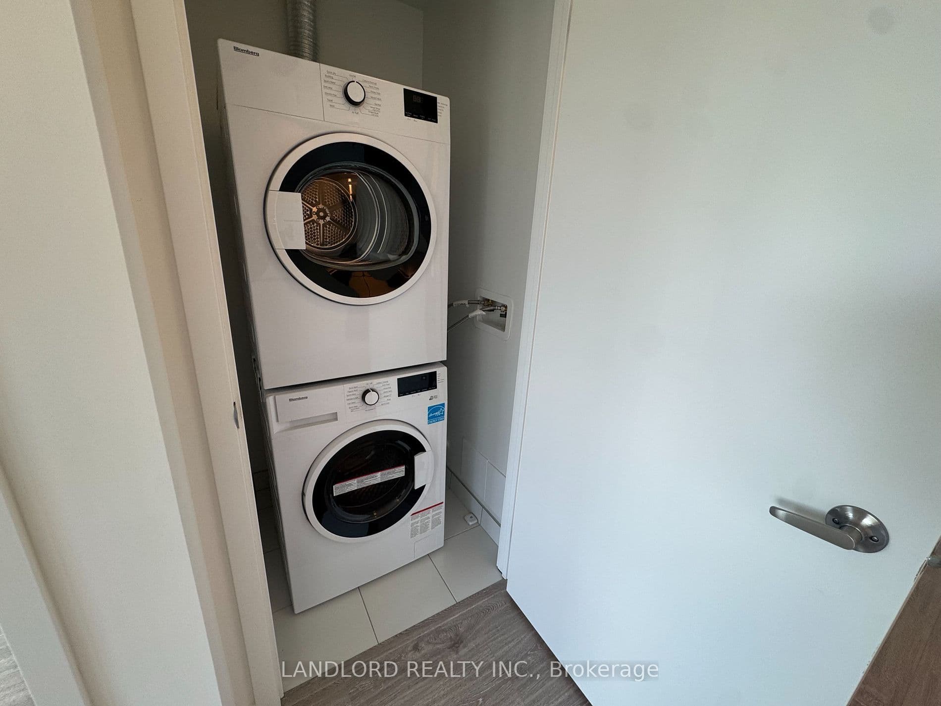 2485 Eglinton Ave W - 321 - Photo 10