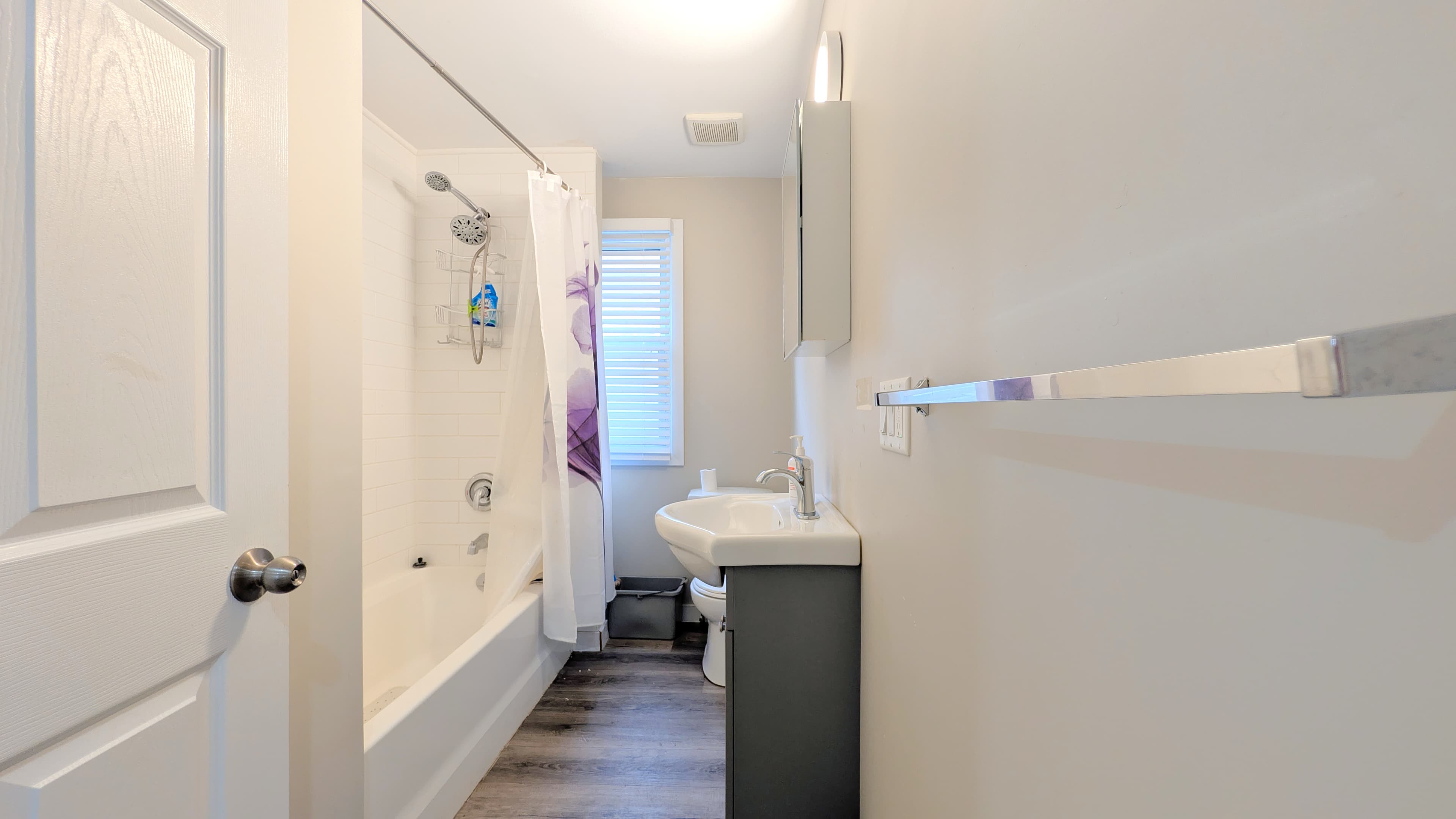 1580 Dufferin - Main - Photo 9