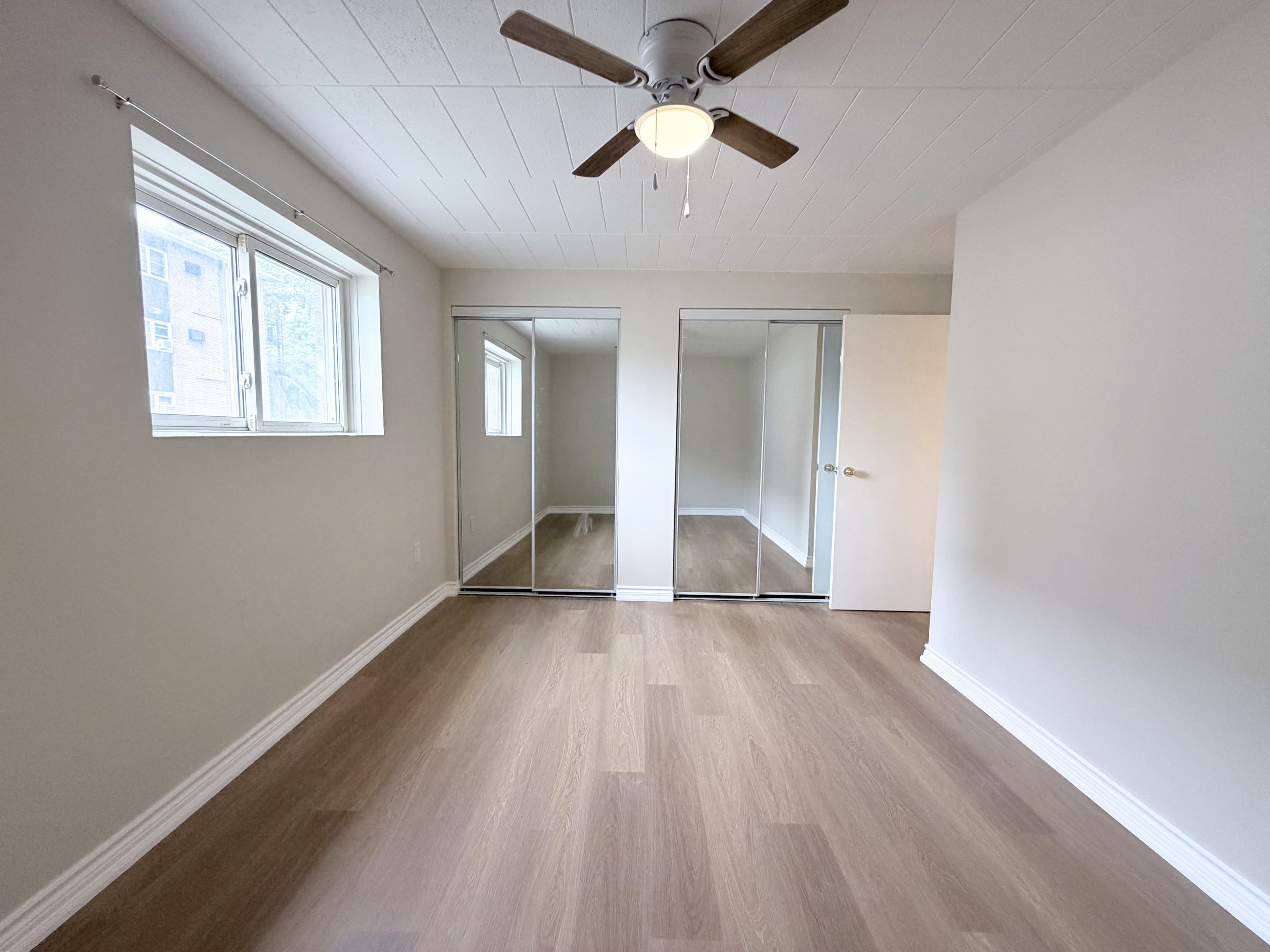 Unit 5 - 19 Empire - Photo 11