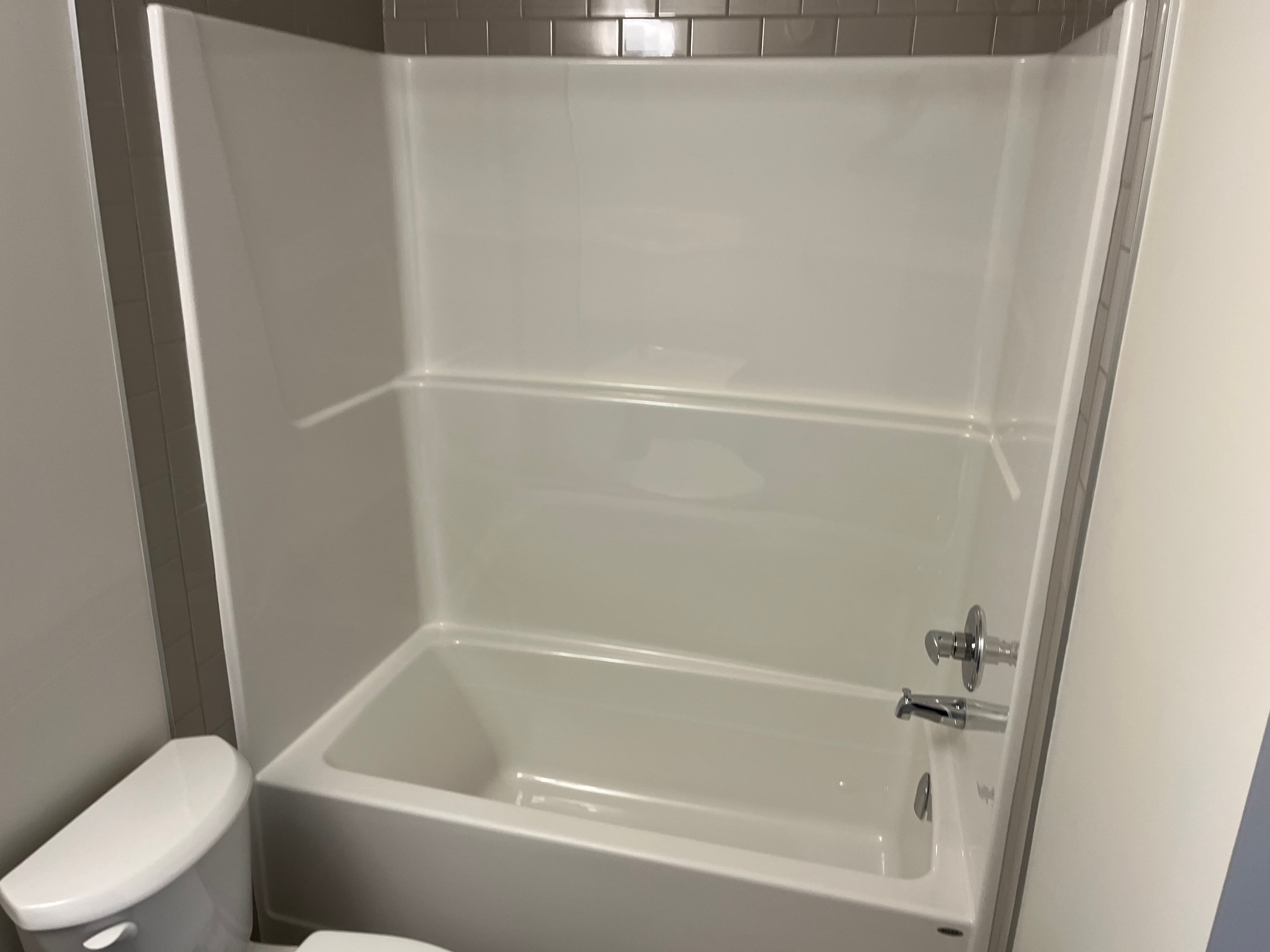 2205 Upper - Photo 8