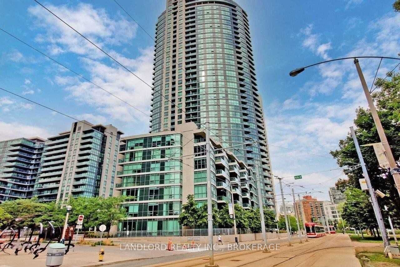 215 Fort York Blvd - 1910 - Photo 28