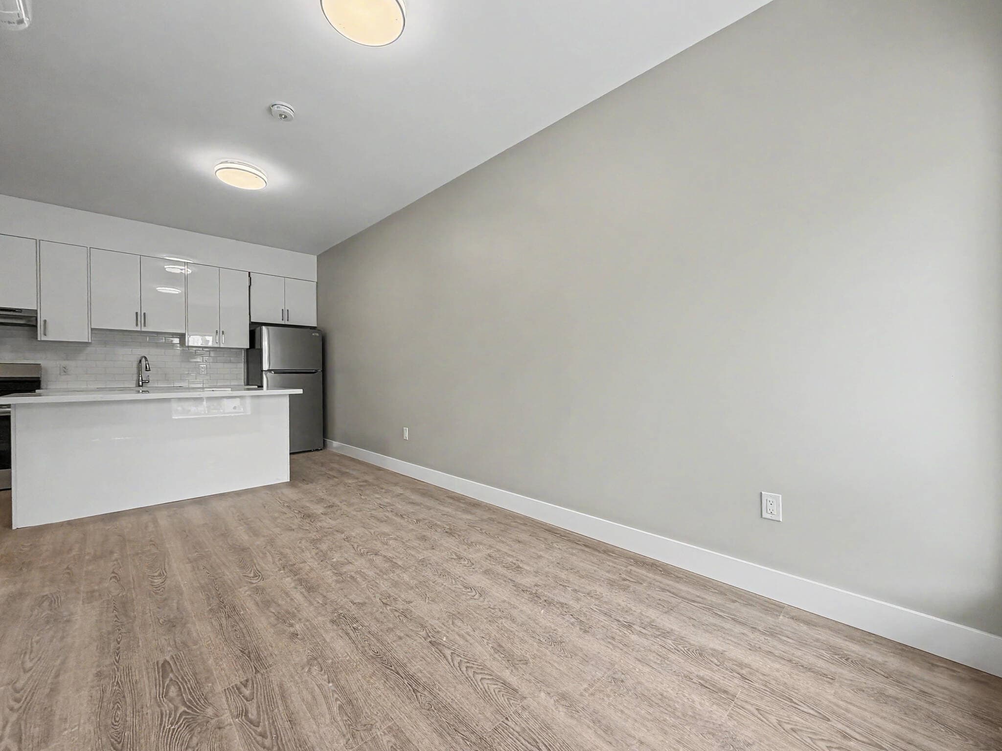 Unit 6- 199 Pine Street Tay Ontario L0K 2C0 - Photo 4